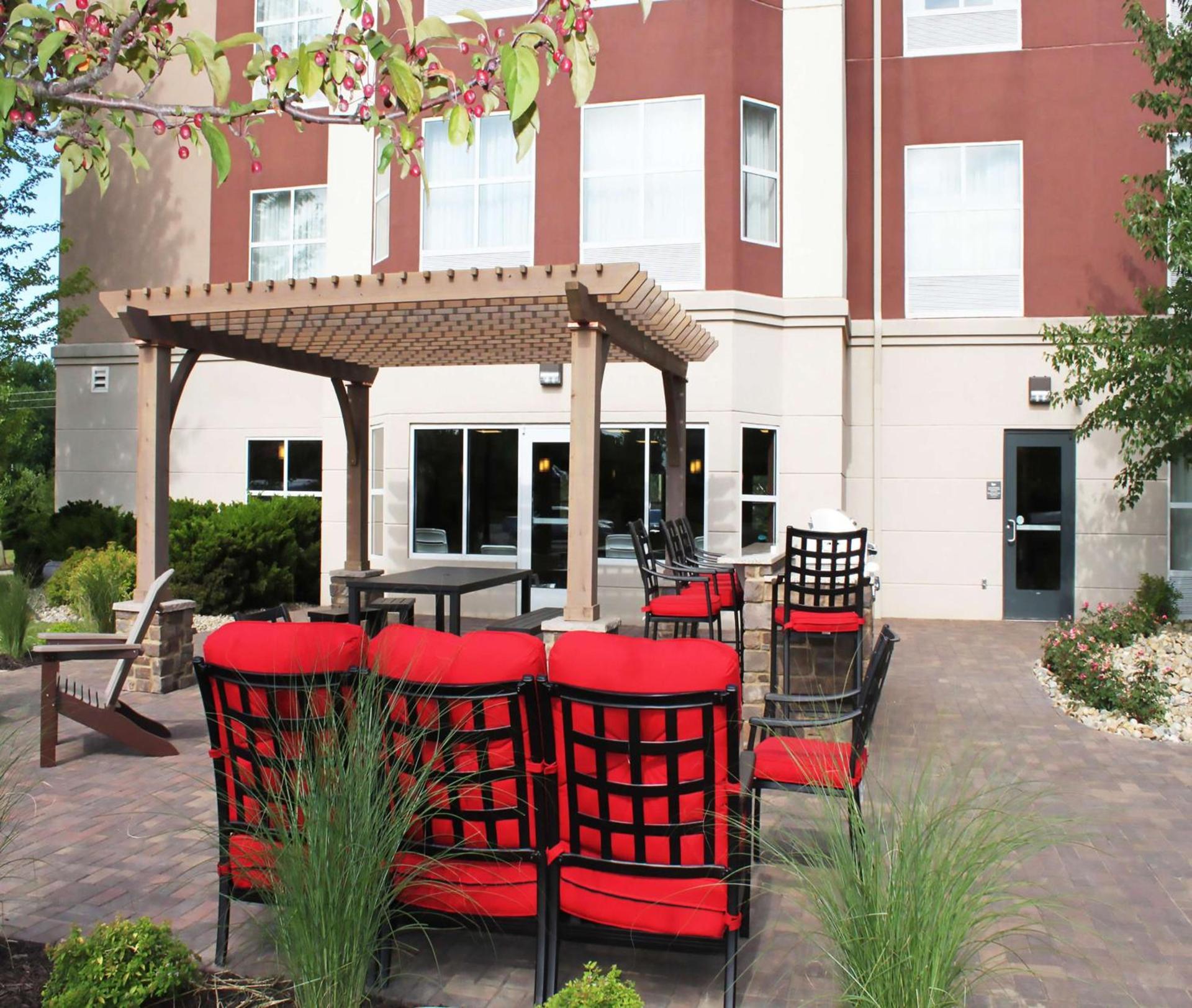 Homewood Suites by Hilton Bloomington photo 6