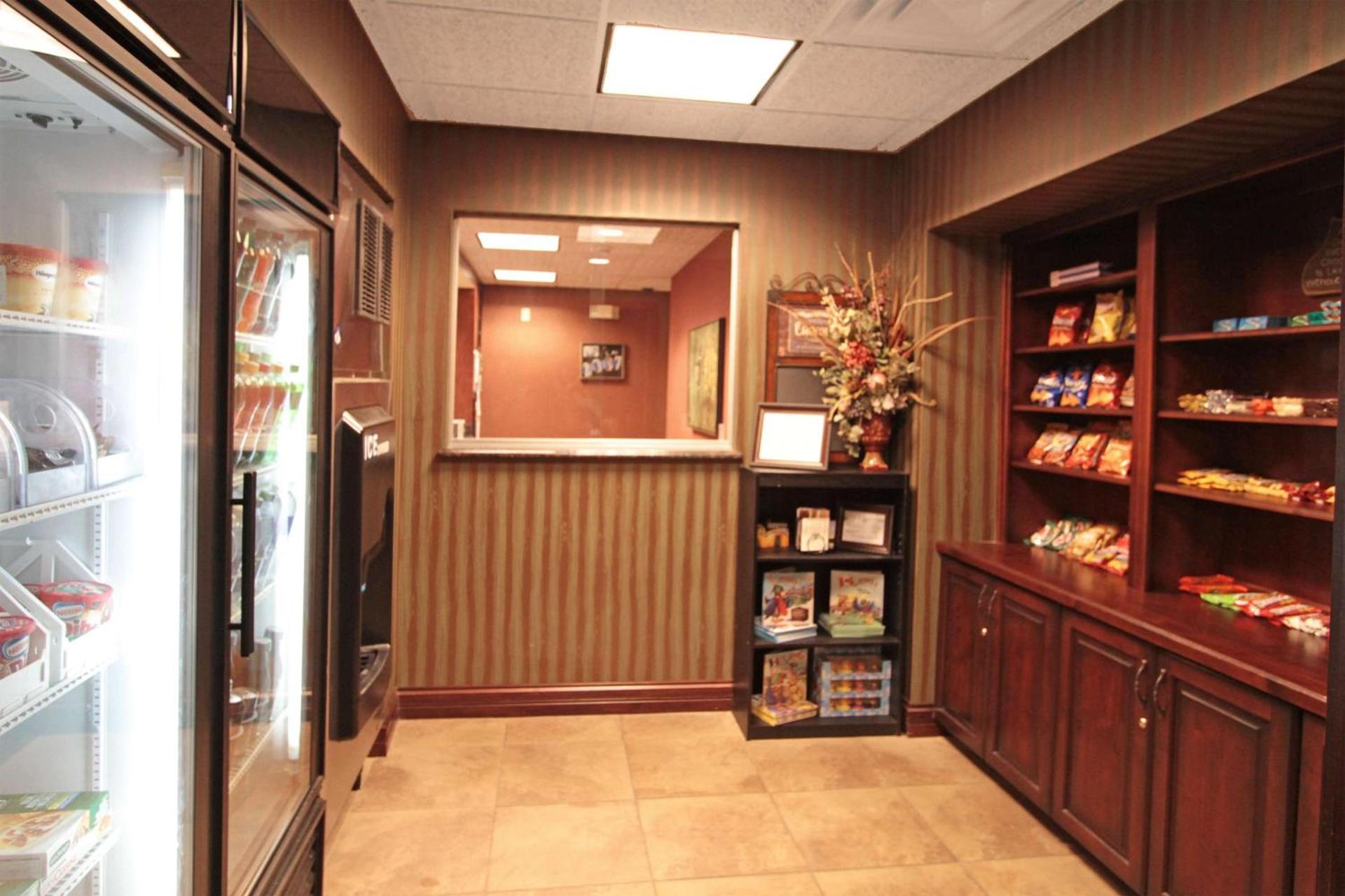 Homewood Suites by Hilton Bloomington photo 28