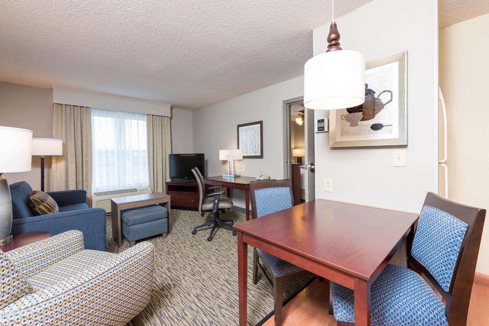 Homewood Suites by Hilton Bloomington photo 32