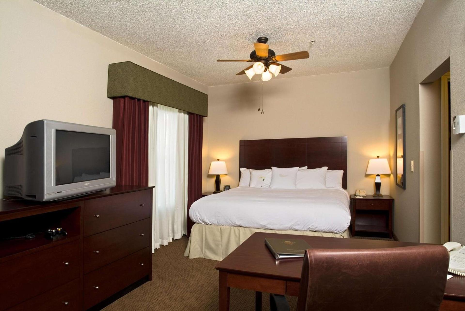Homewood Suites by Hilton Bloomington photo 48