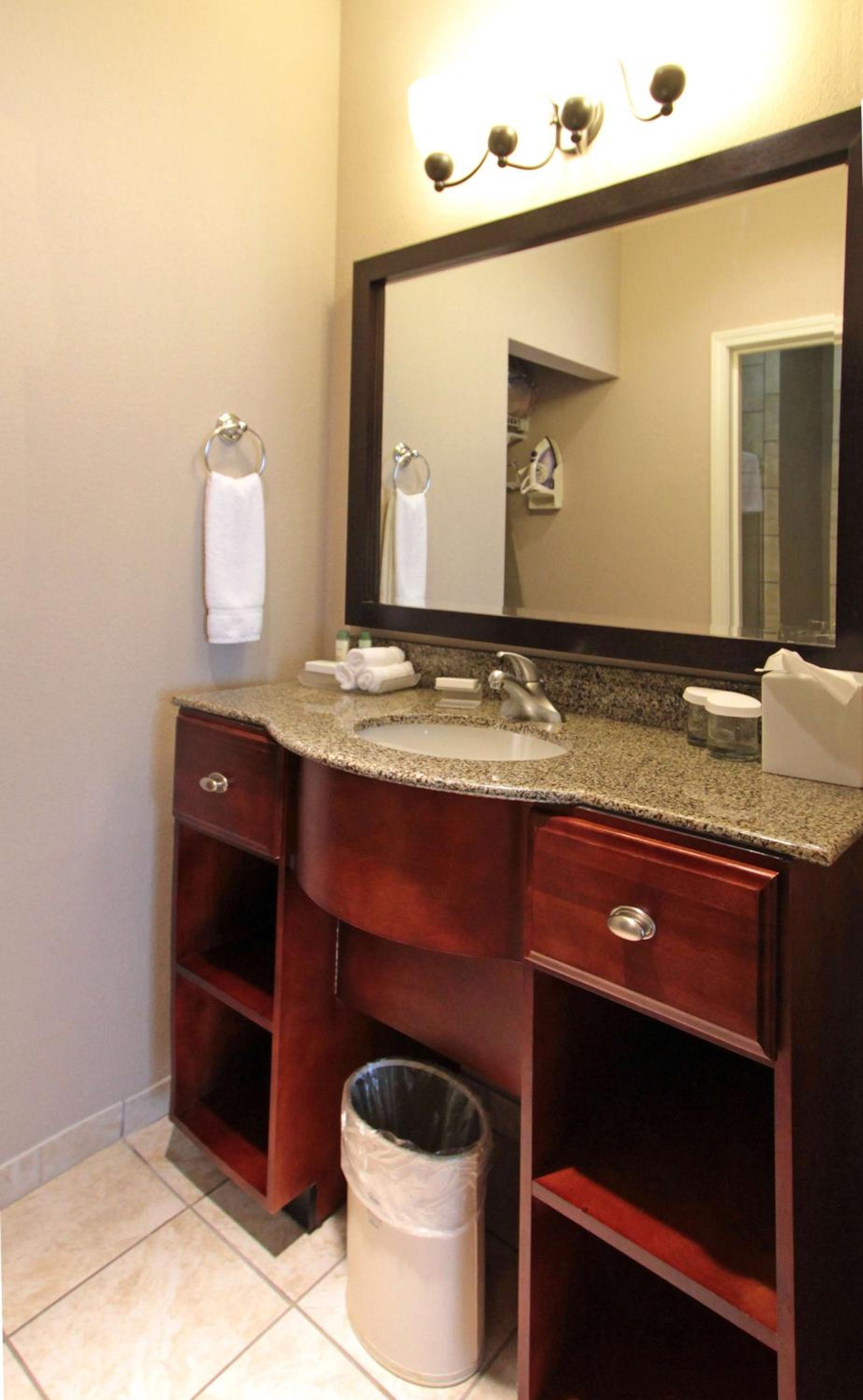 Homewood Suites by Hilton Bloomington photo 49