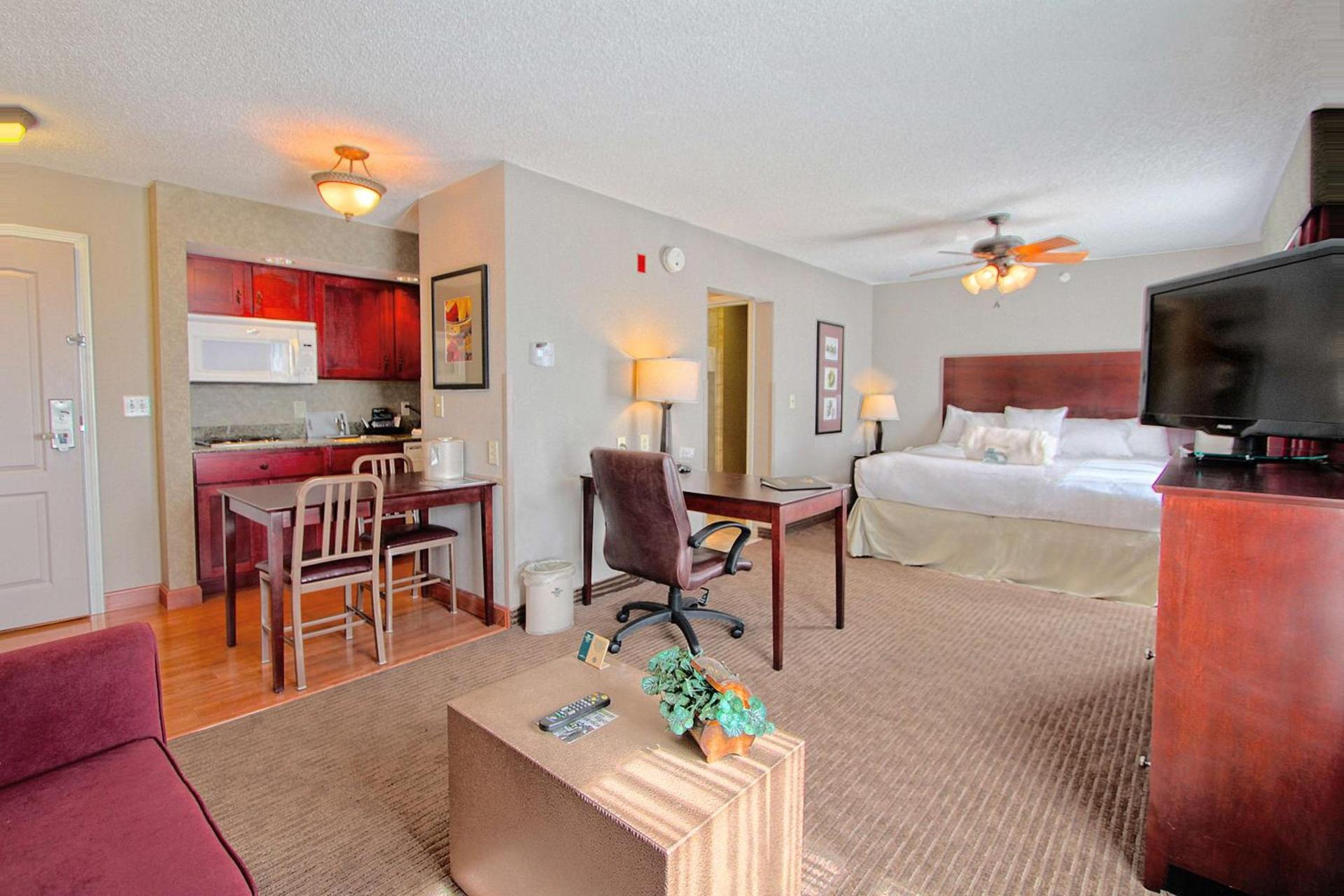 Homewood Suites by Hilton Bloomington photo 61