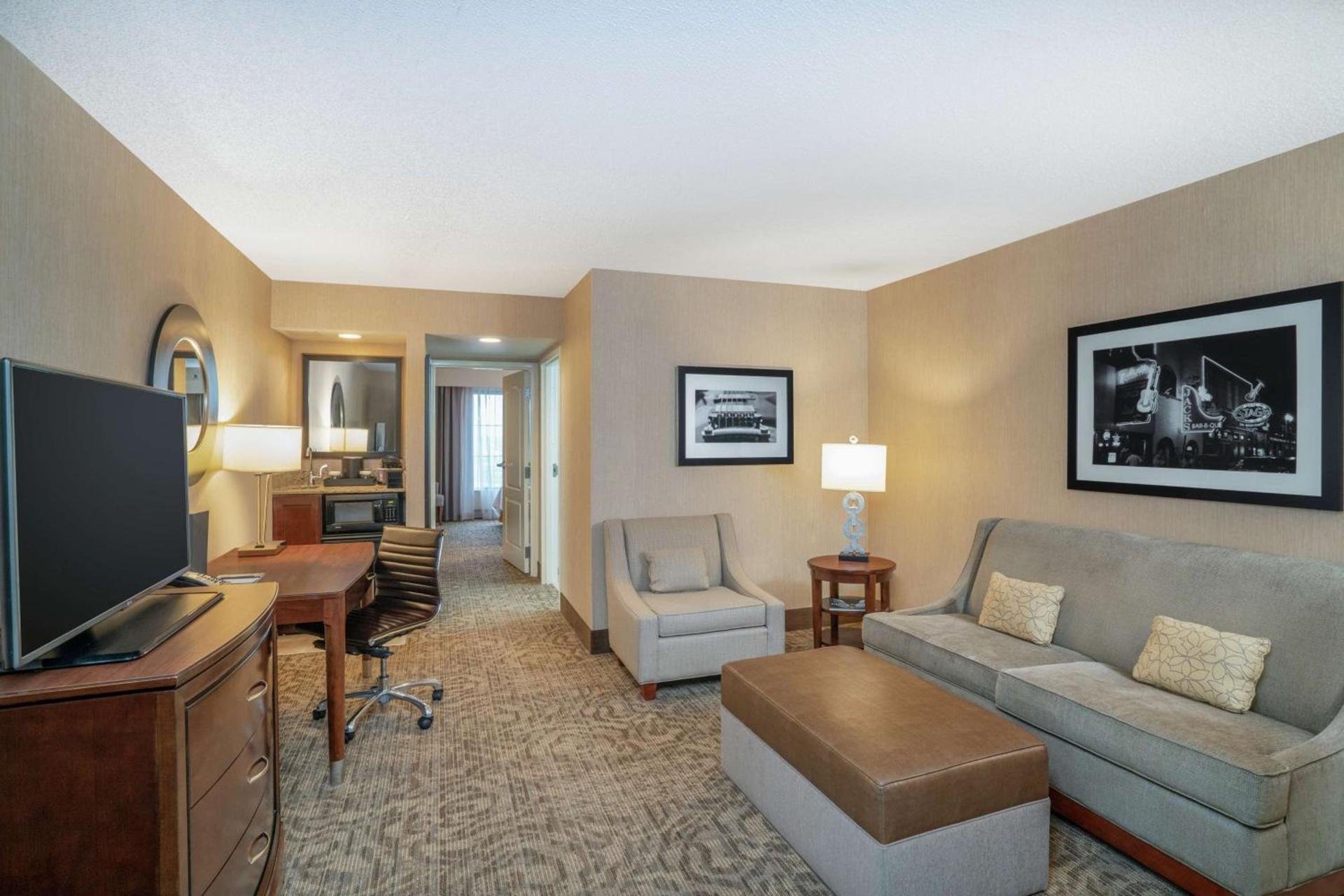 Embassy Suites Nashville - at Vanderbilt photo 19