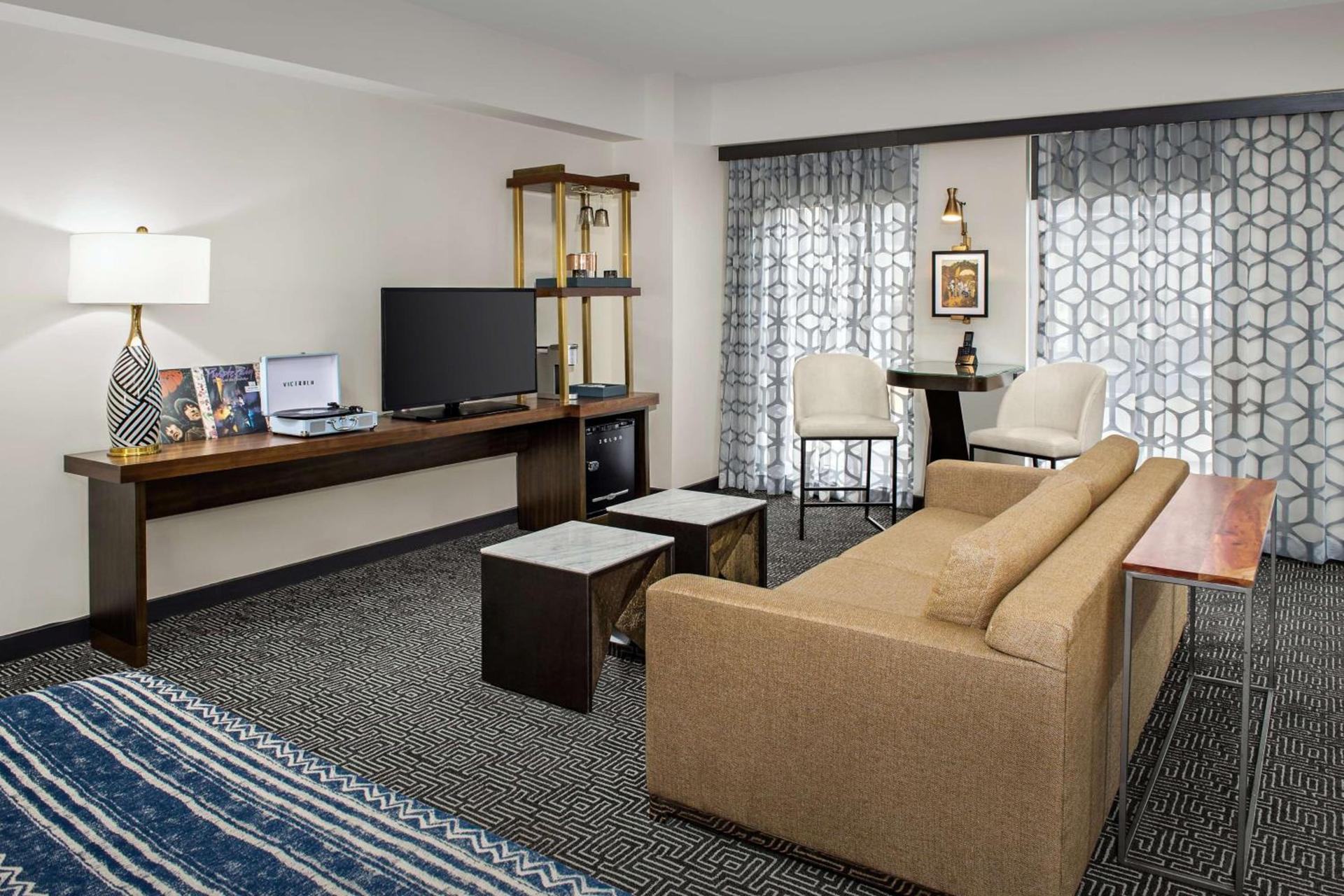 The Troubadour Hotel New Orleans photo 47