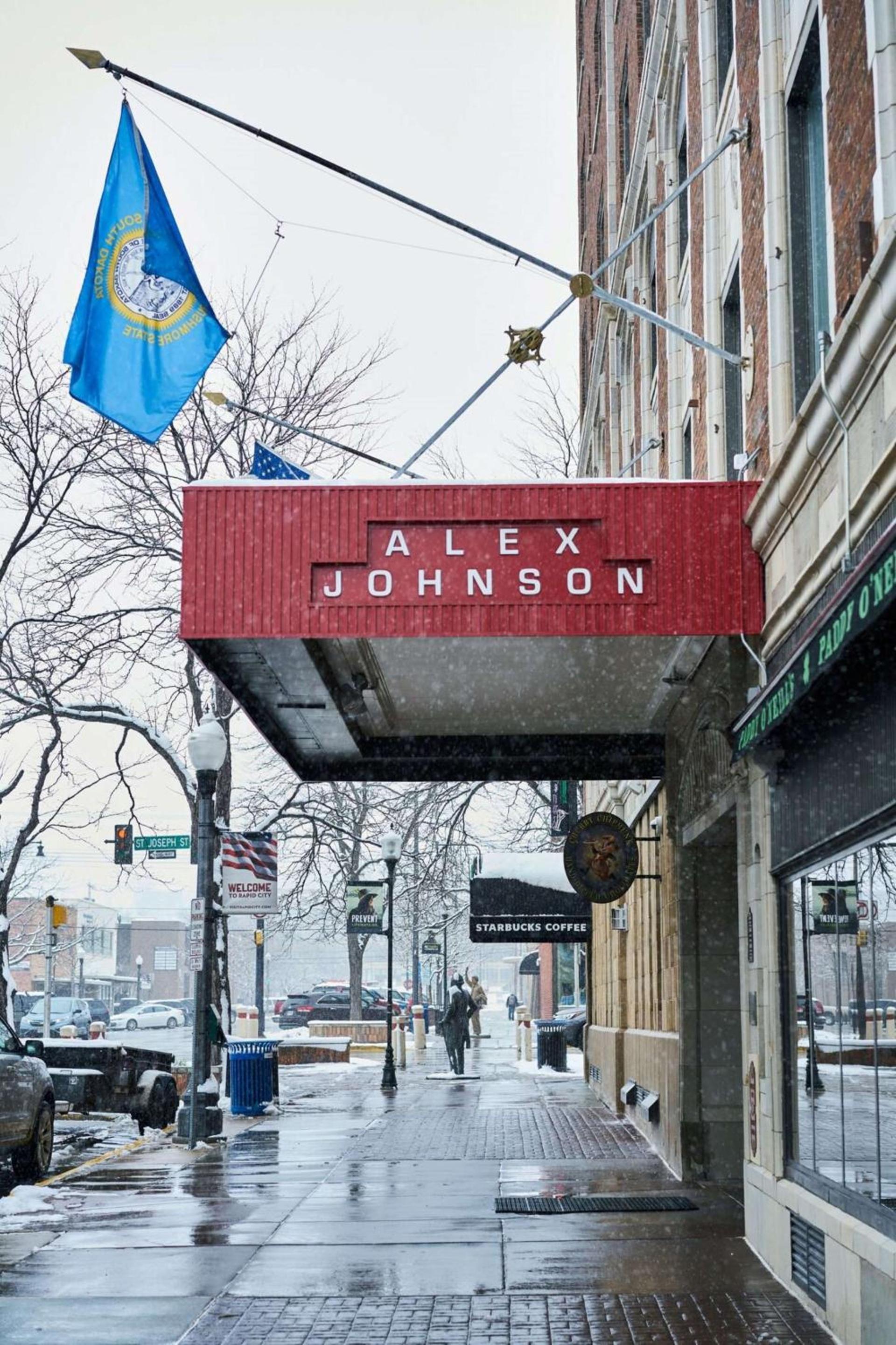 Hotel Alex Johnson Rapid City, Curio Collection by Hilton photo 2