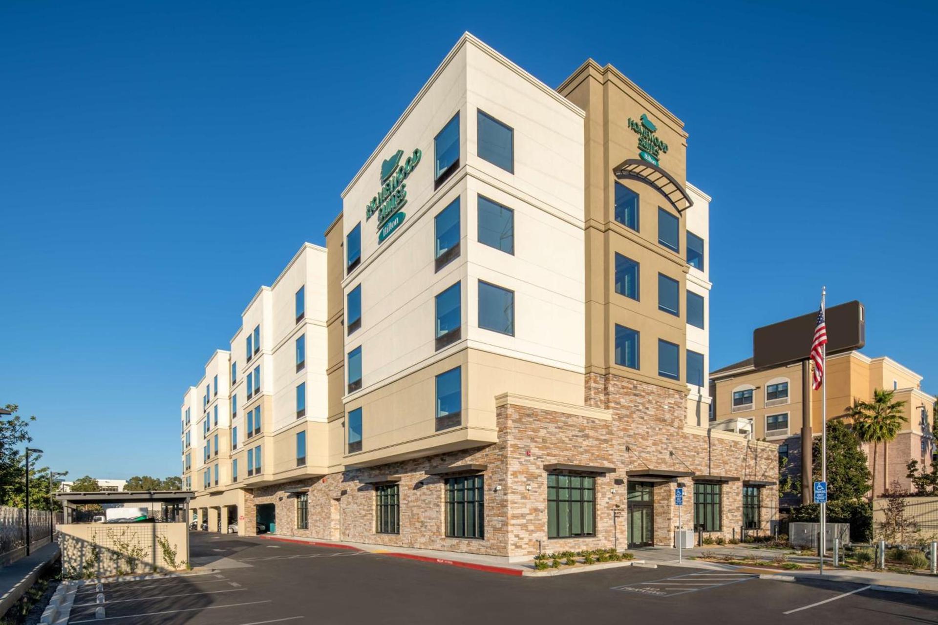 Homewood Suites By Hilton Belmont — hotel in Belmont
