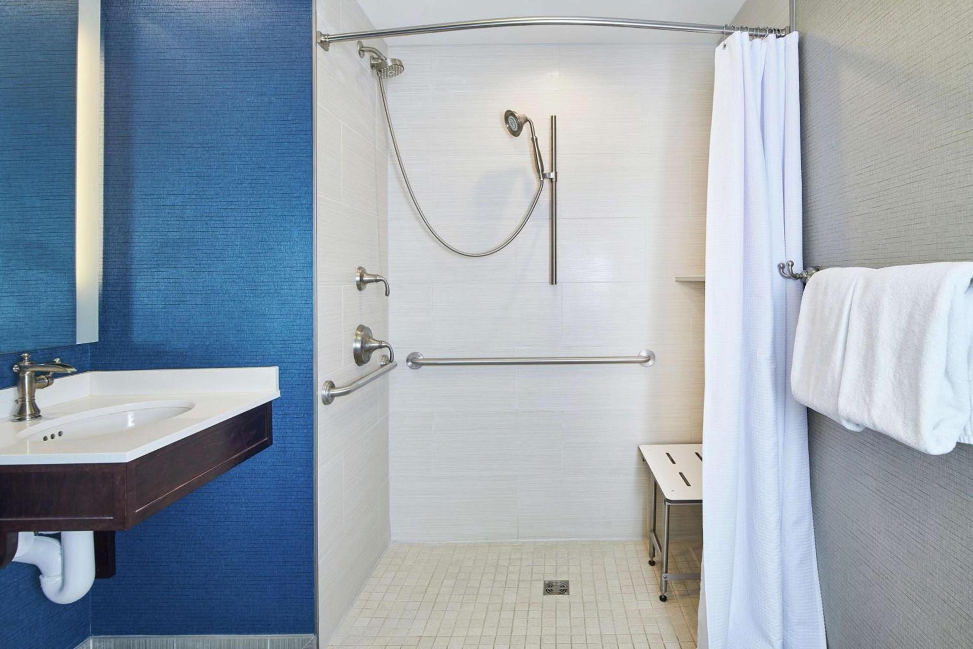 Hotel Alex Johnson Rapid City, Curio Collection by Hilton photo 37