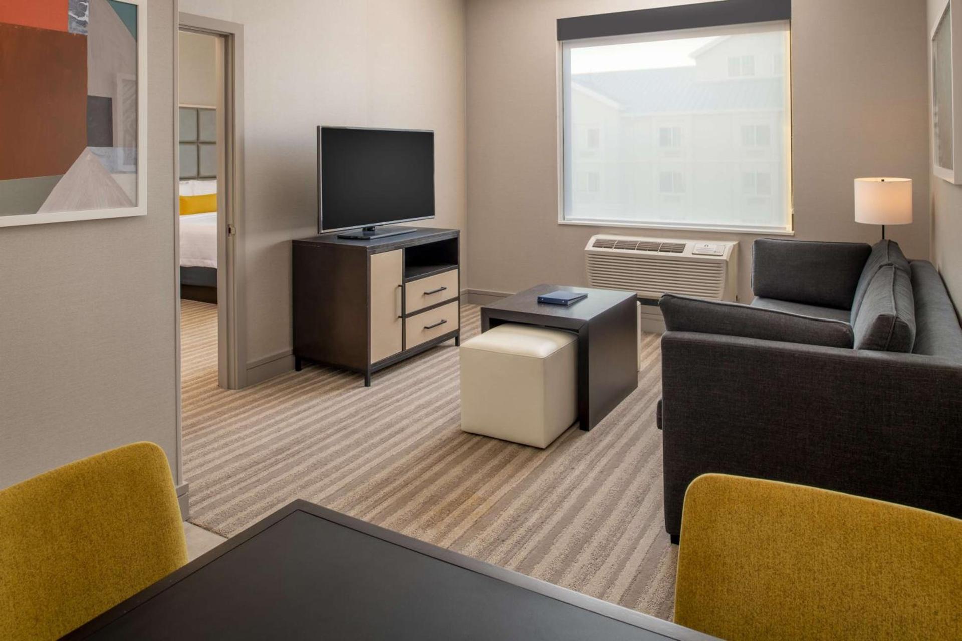Homewood Suites By Hilton Belmont photo 11