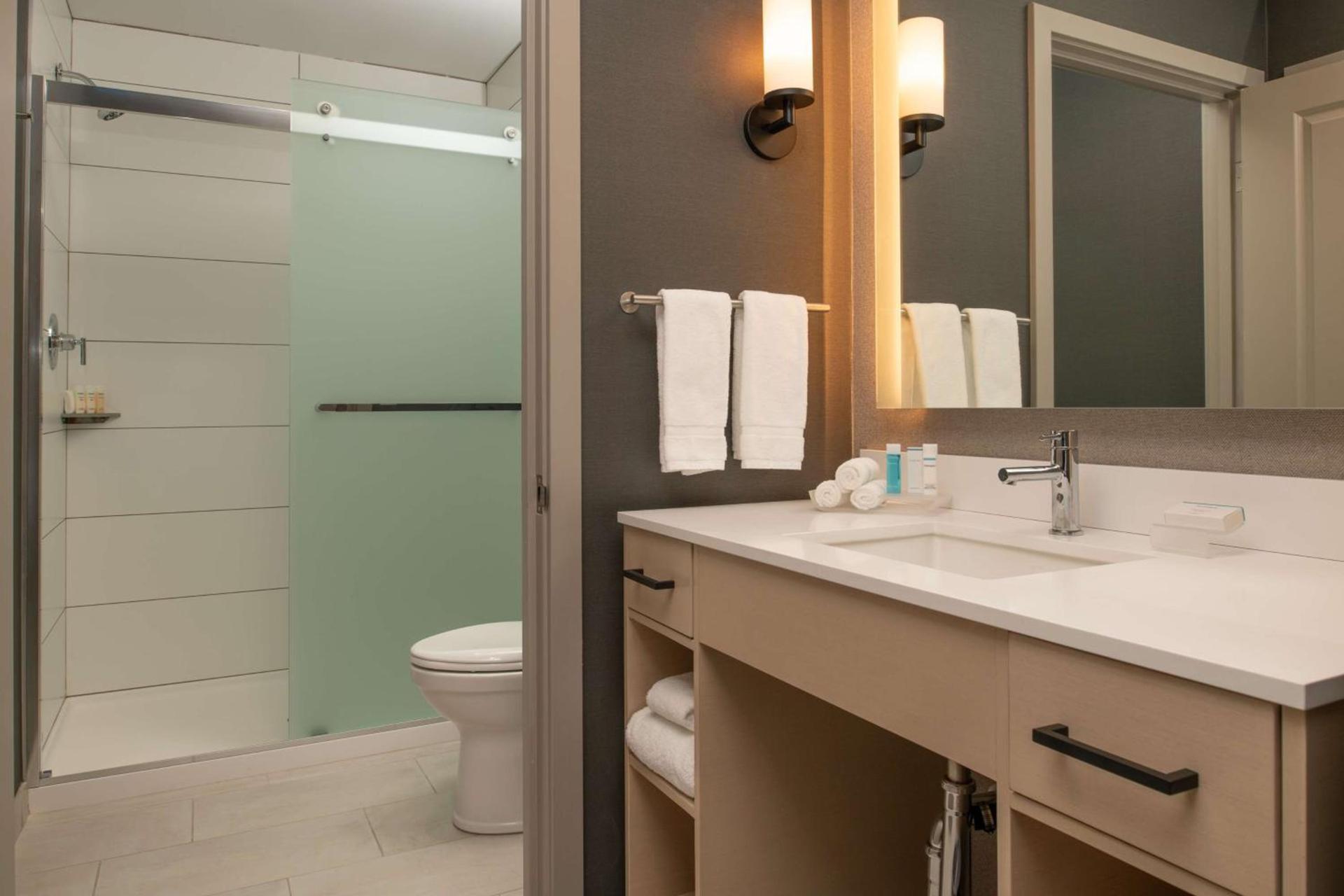 Homewood Suites By Hilton Belmont photo 15