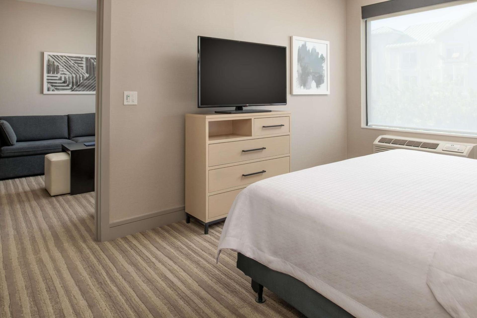 Homewood Suites By Hilton Belmont photo 19
