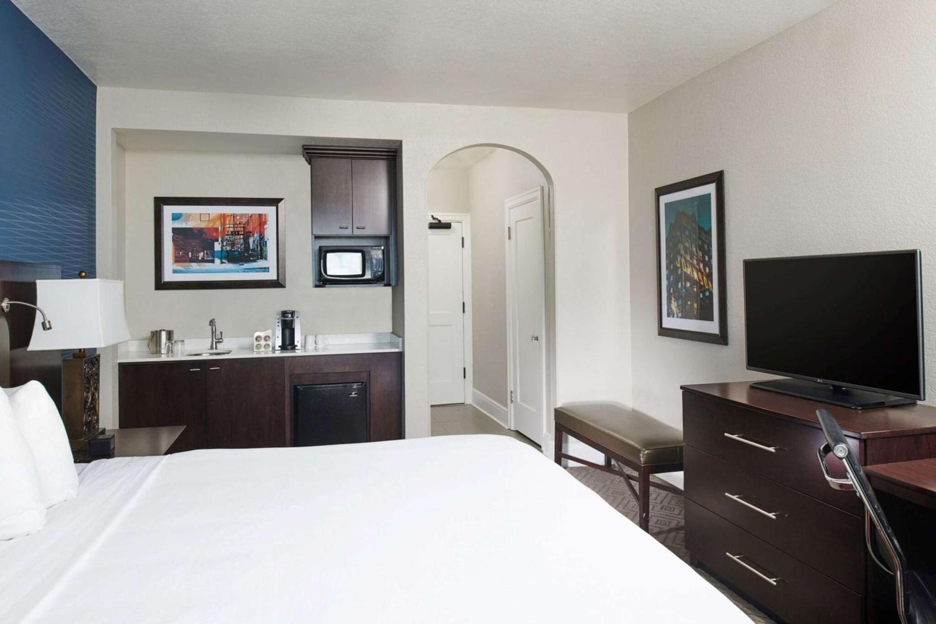 Hotel Alex Johnson Rapid City, Curio Collection by Hilton photo 64