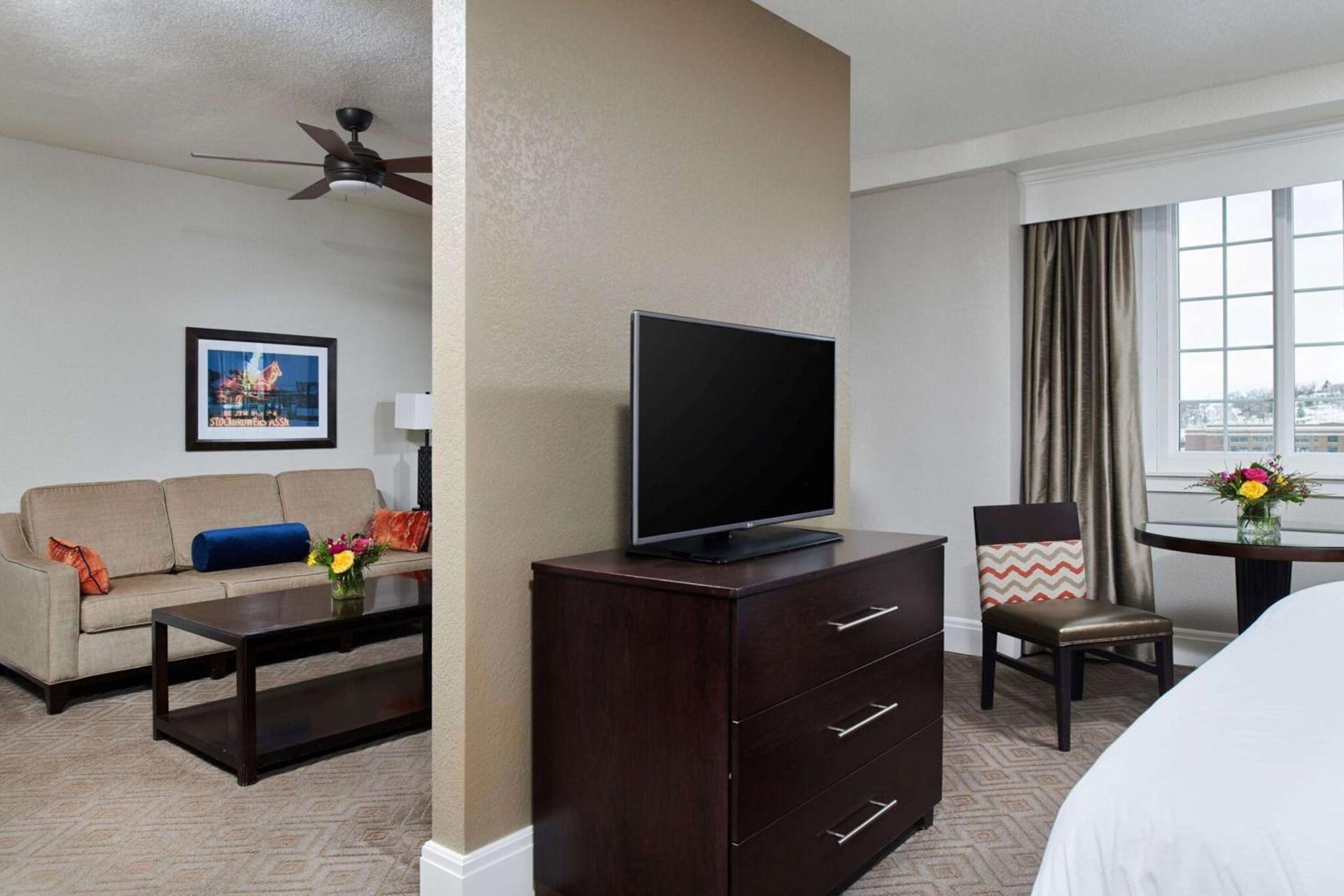 Hotel Alex Johnson Rapid City, Curio Collection by Hilton photo 70