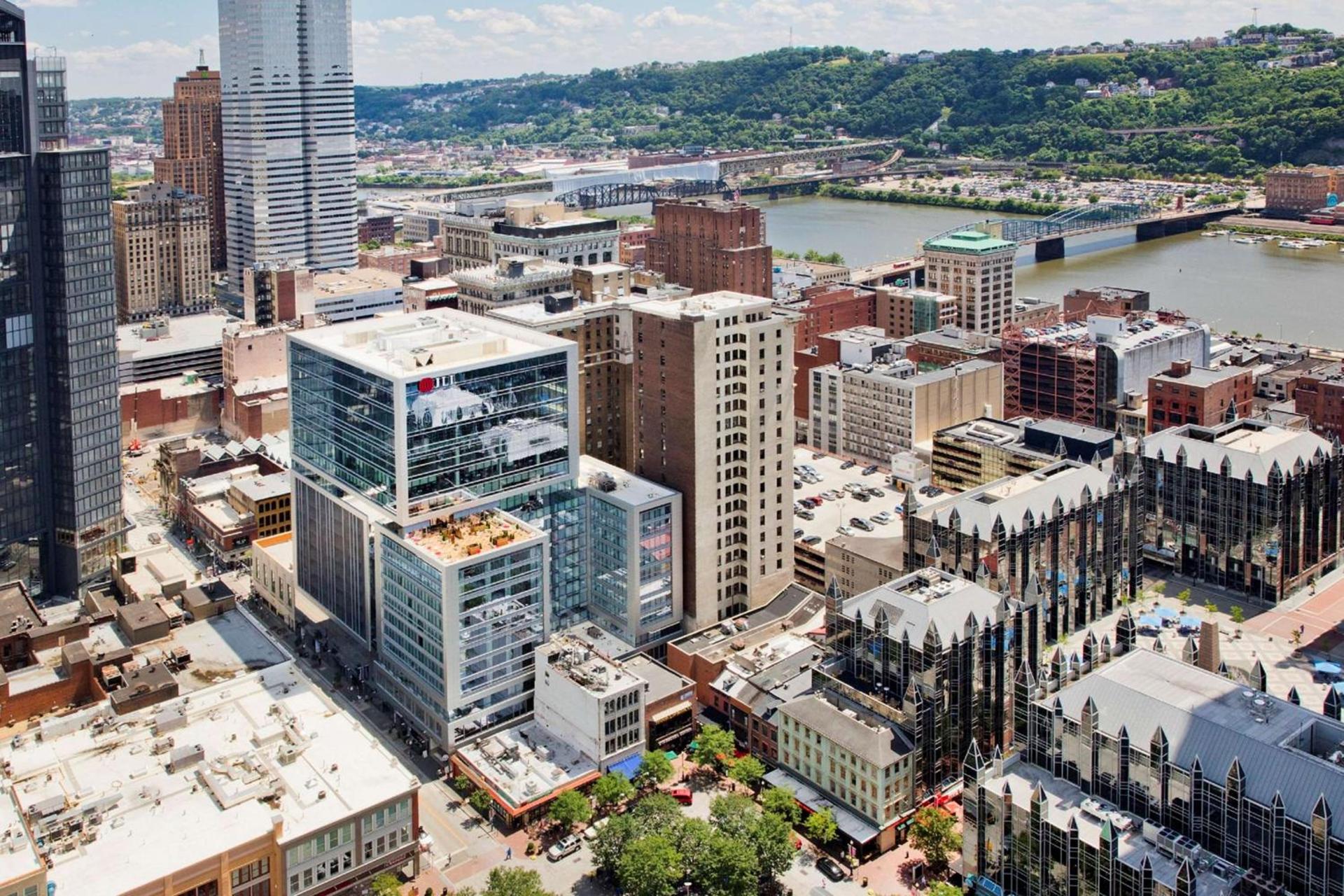 Hilton Garden Inn Pittsburgh Downtown photo 3