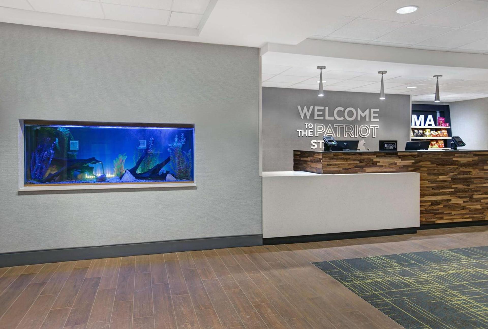 Hampton Inn Westfield photo 3