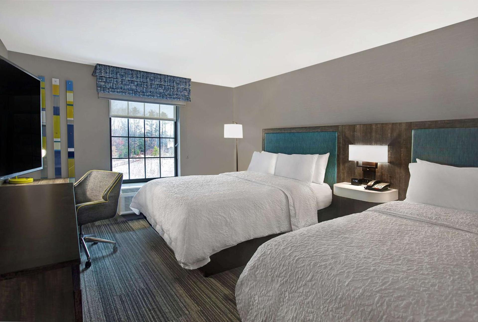 Hampton Inn Westfield photo 26