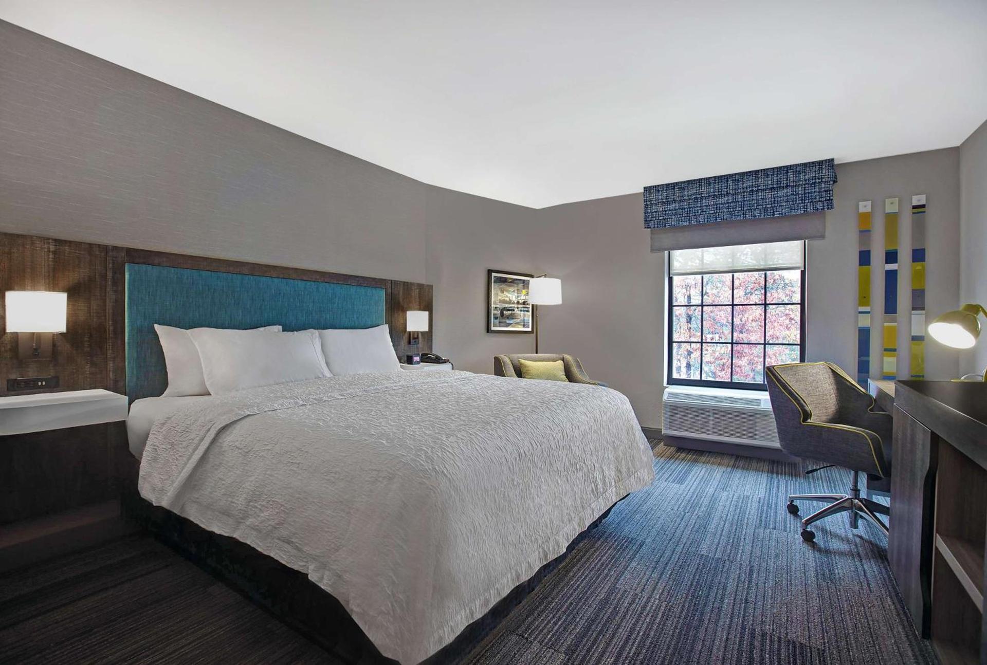 Hampton Inn Westfield photo 30