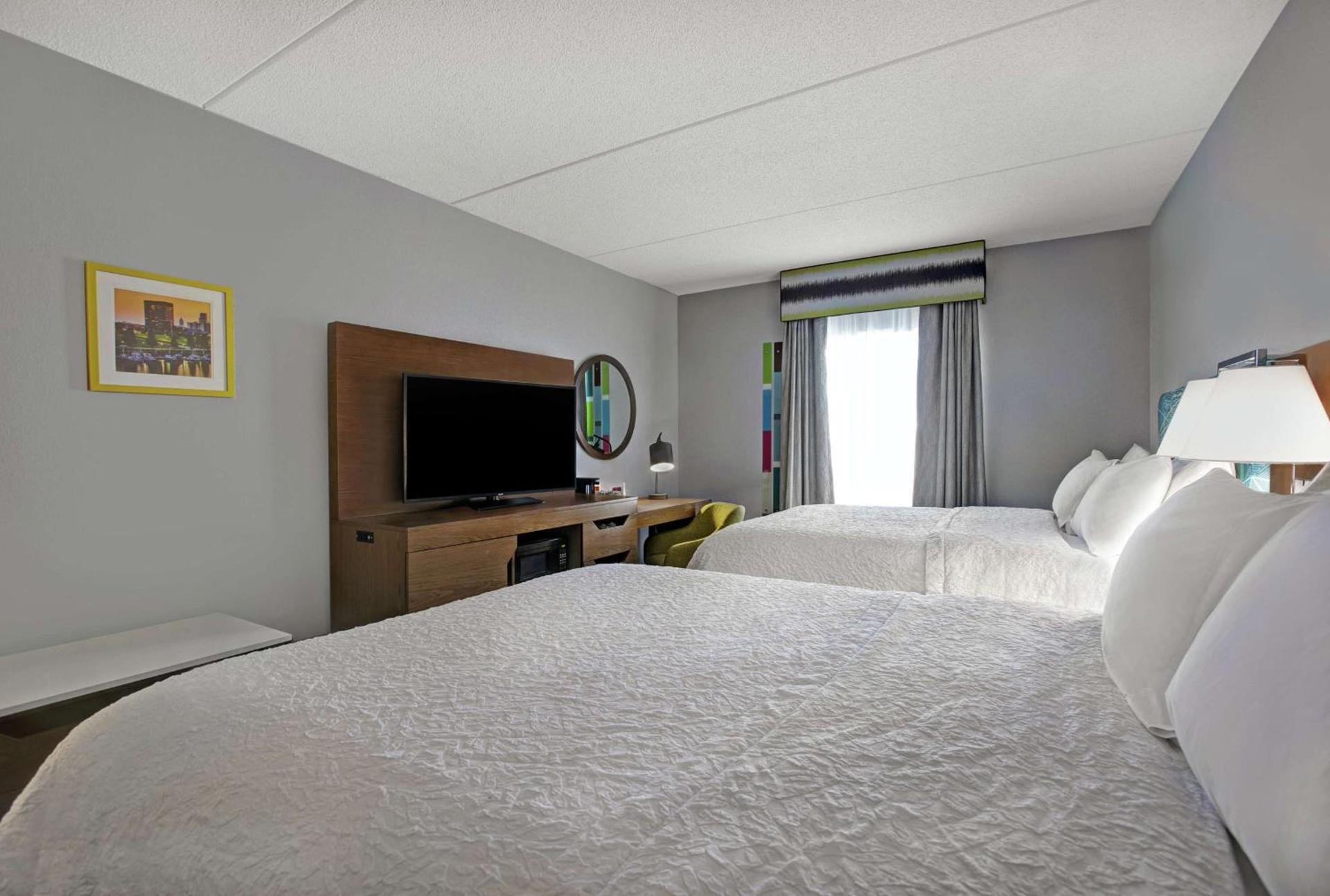 Hampton Inn & Suites Augusta West photo 15