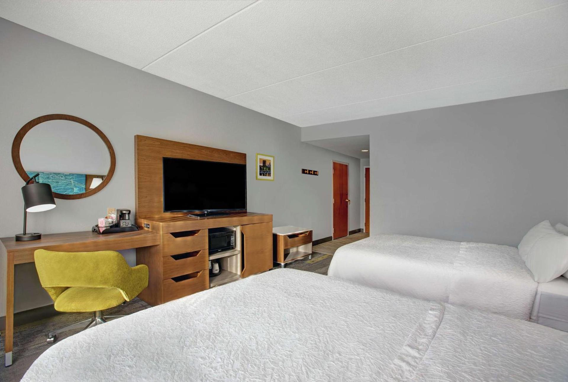 Hampton Inn & Suites Augusta West photo 23
