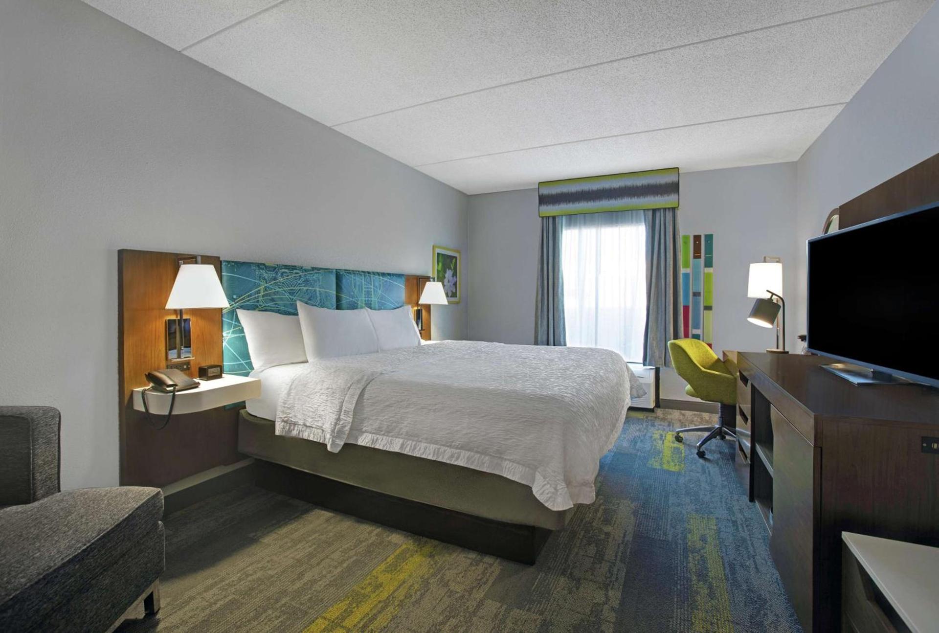 Hampton Inn & Suites Augusta West photo 28