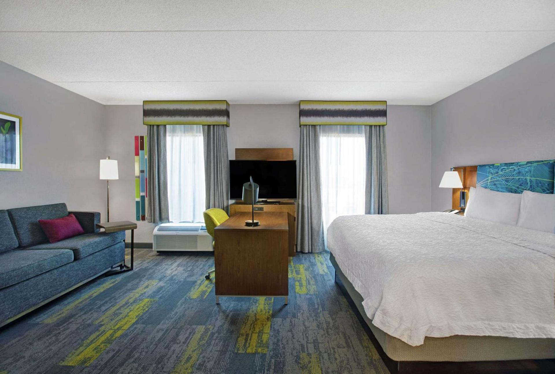 Hampton Inn & Suites Augusta West photo 38