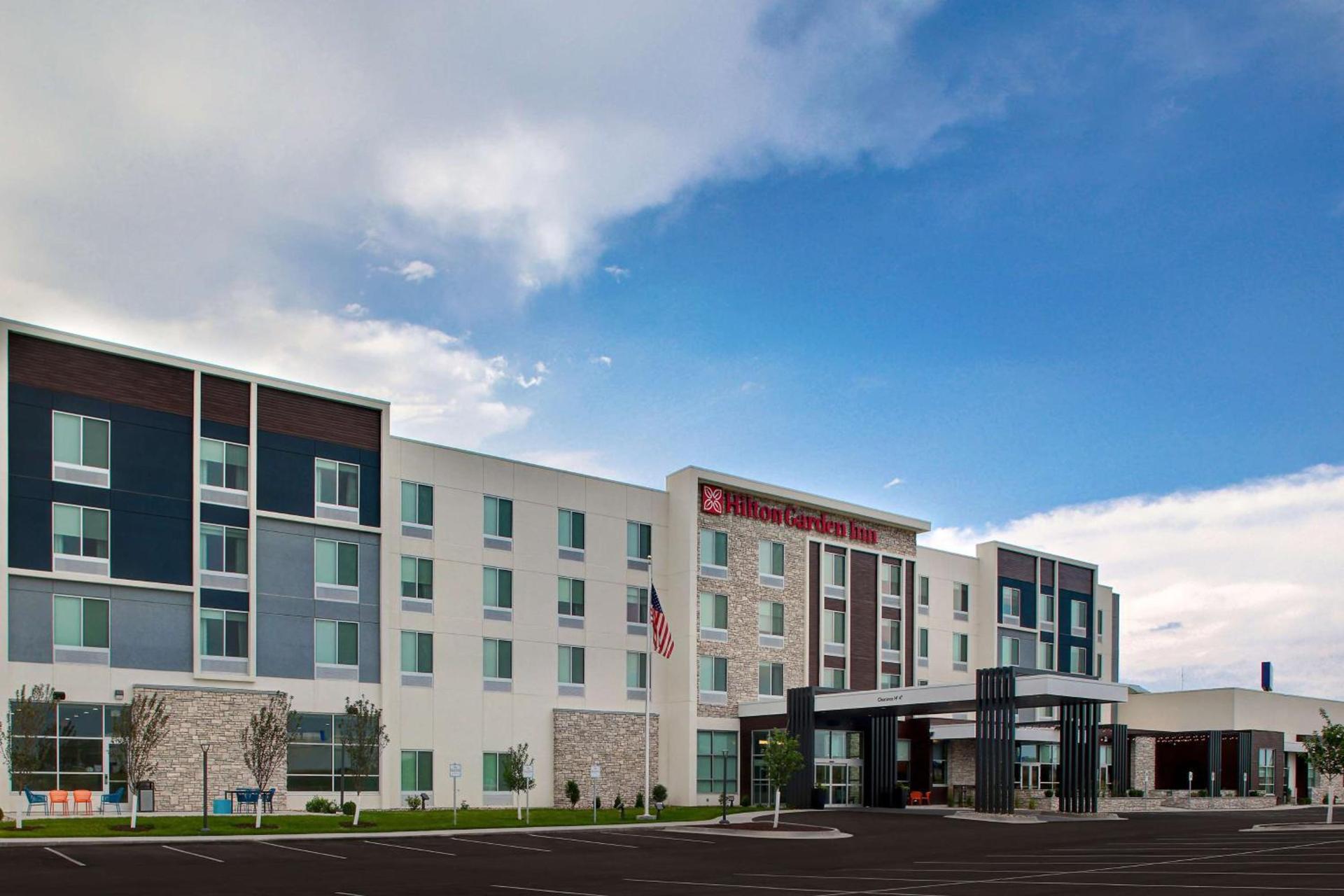 Hilton Garden Inn Cedar Rapids photo 3