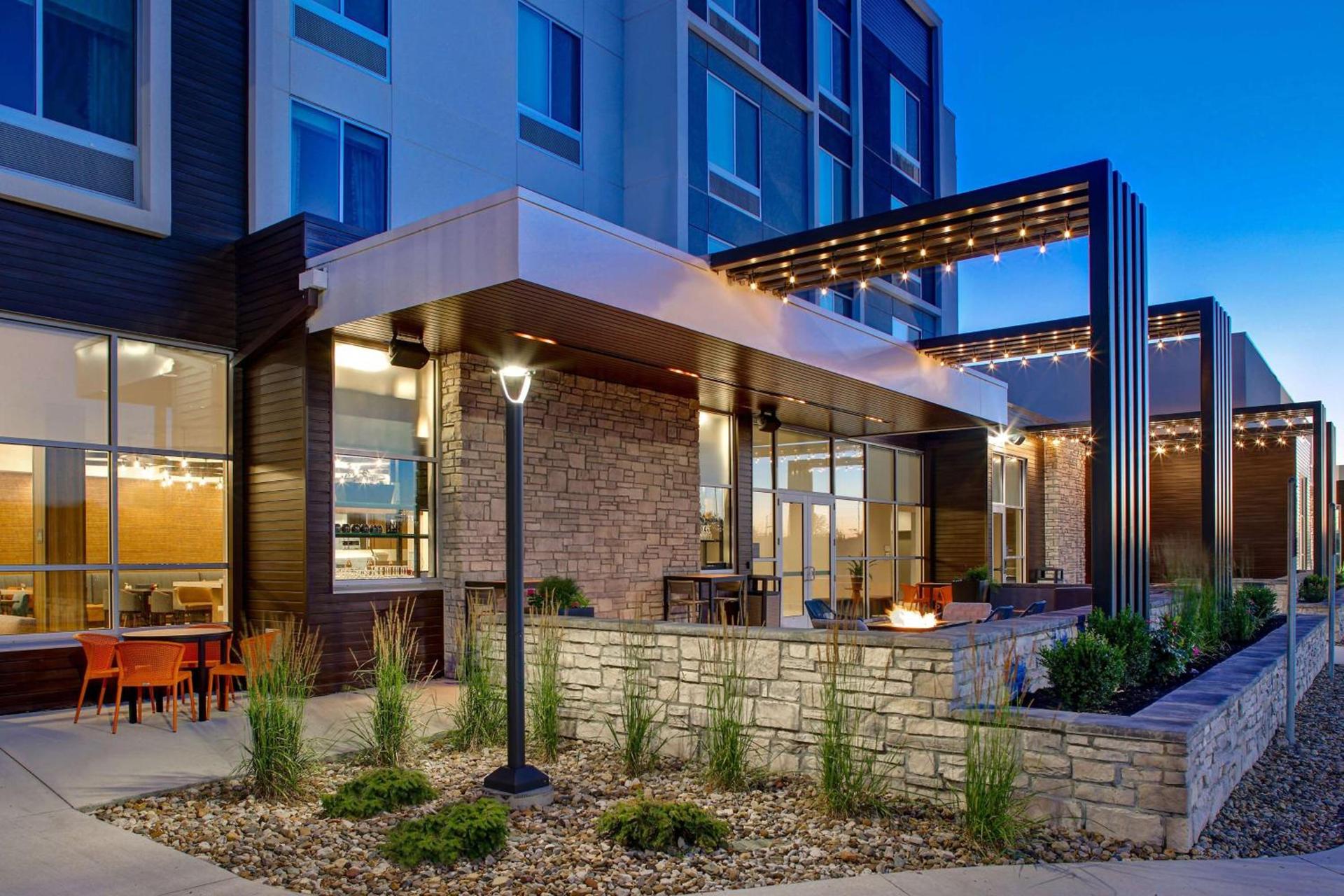 Hilton Garden Inn Cedar Rapids photo 4