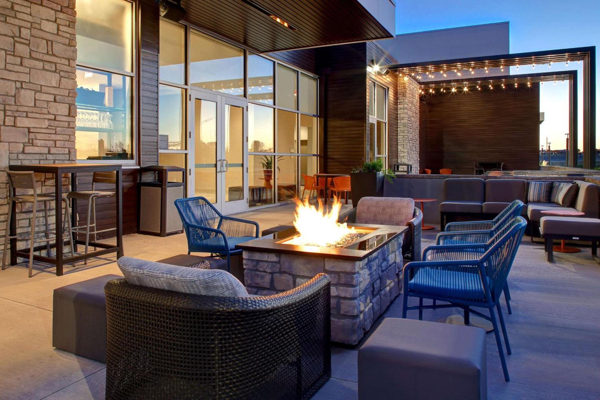 Hilton Garden Inn Cedar Rapids photo 5