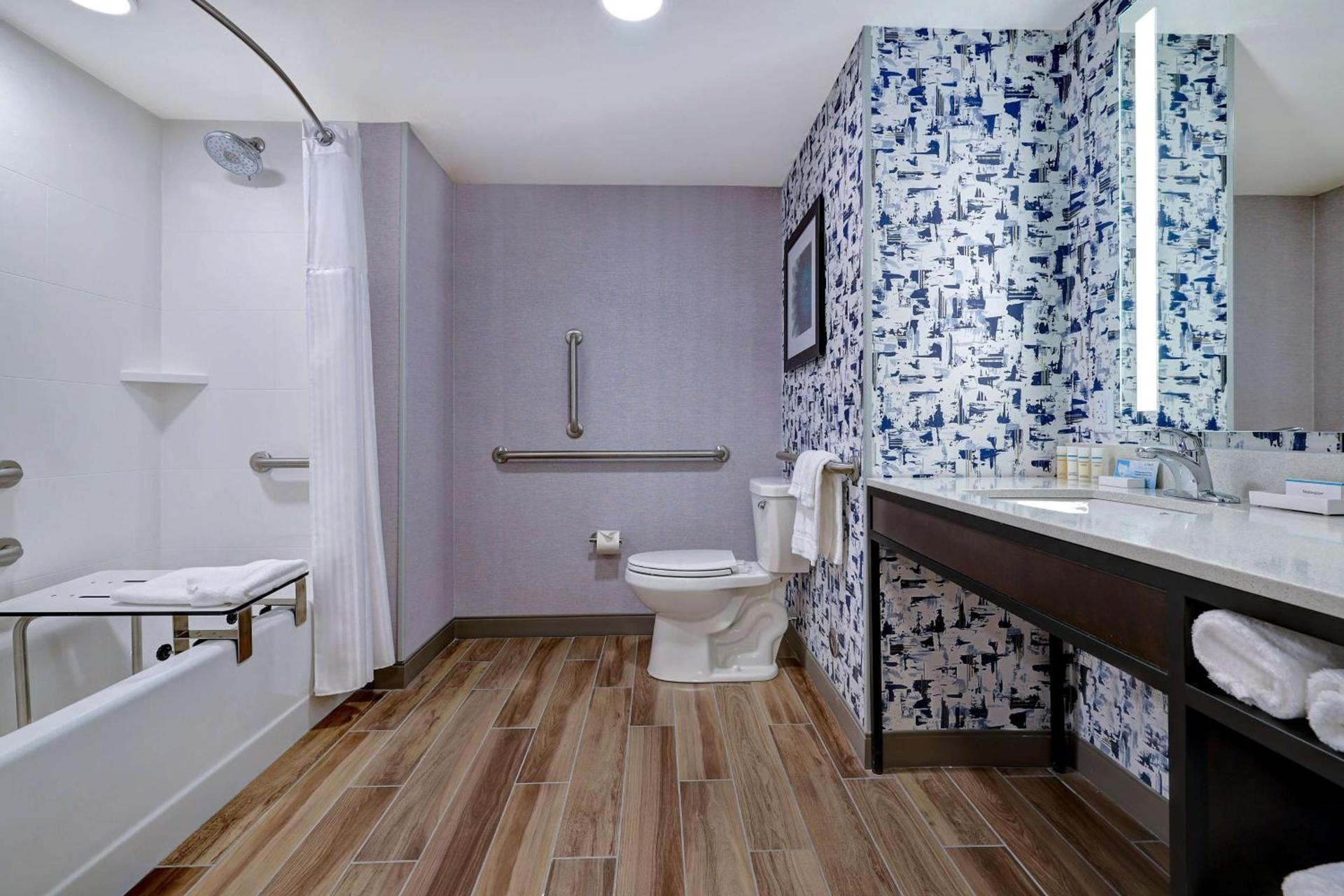 Hilton Garden Inn Cedar Rapids photo 17