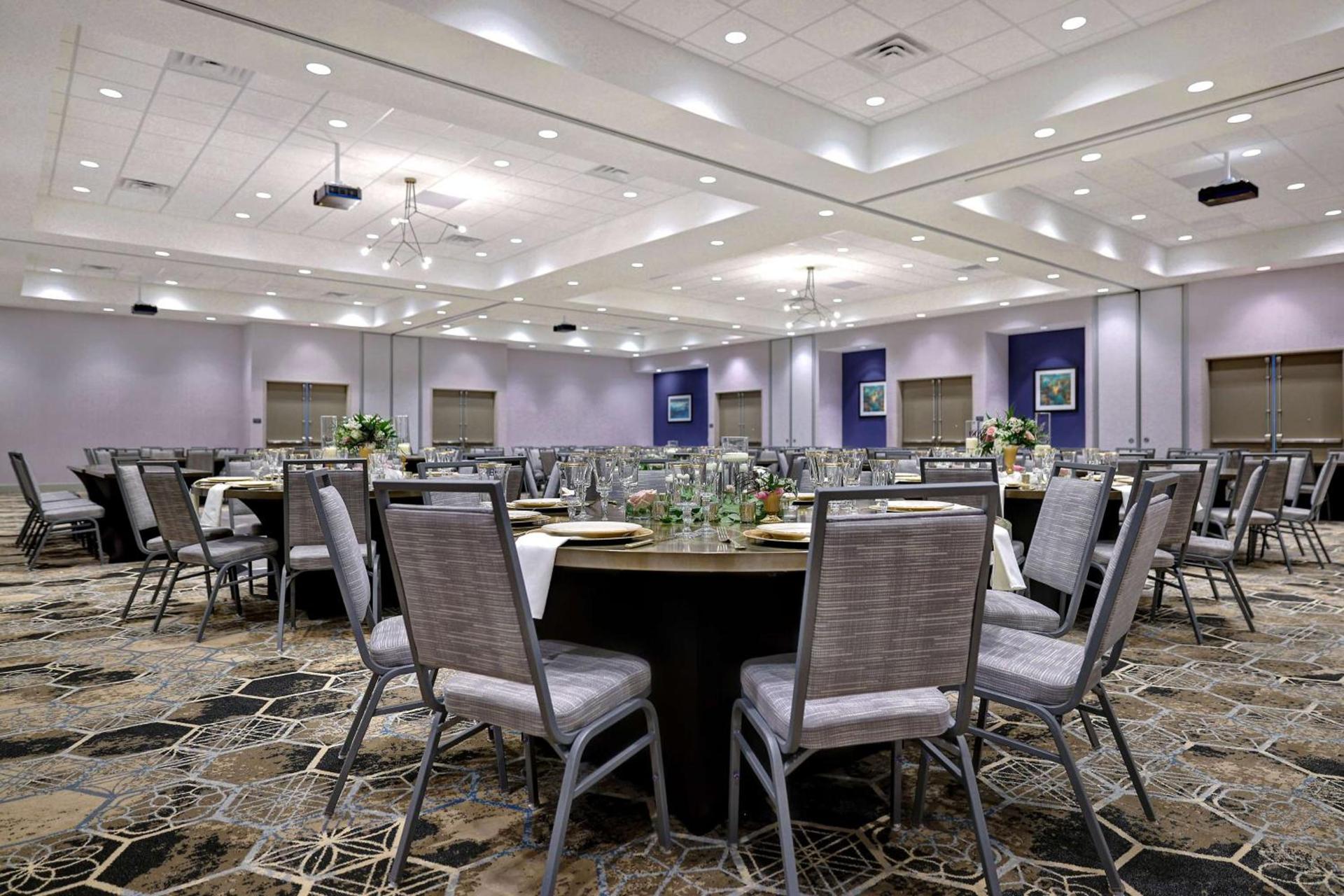 Hilton Garden Inn Cedar Rapids photo 41