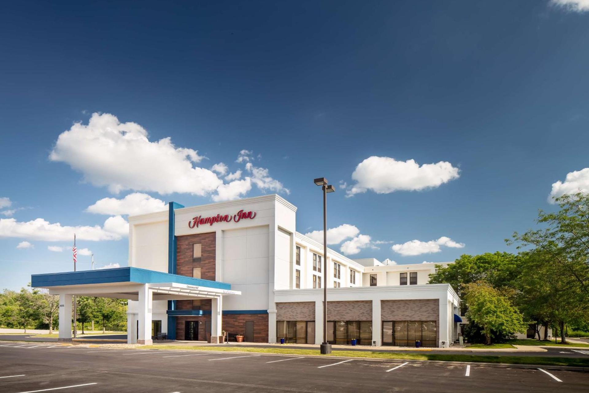Hampton Inn Kansas City/Shawnee Mission photo 1