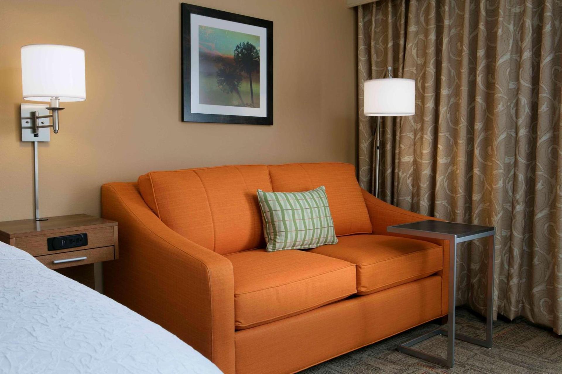 Hampton Inn Kansas City/Shawnee Mission photo 8