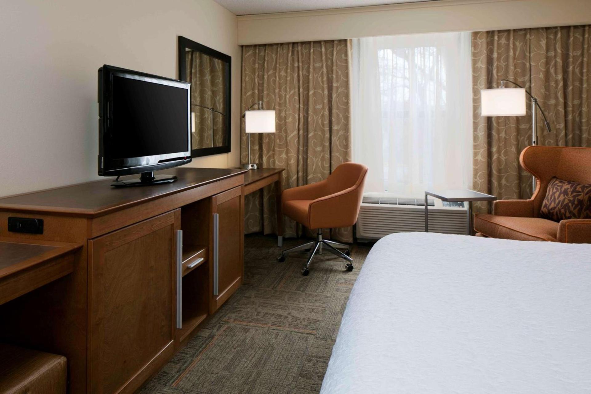 Hampton Inn Kansas City/Shawnee Mission photo 5
