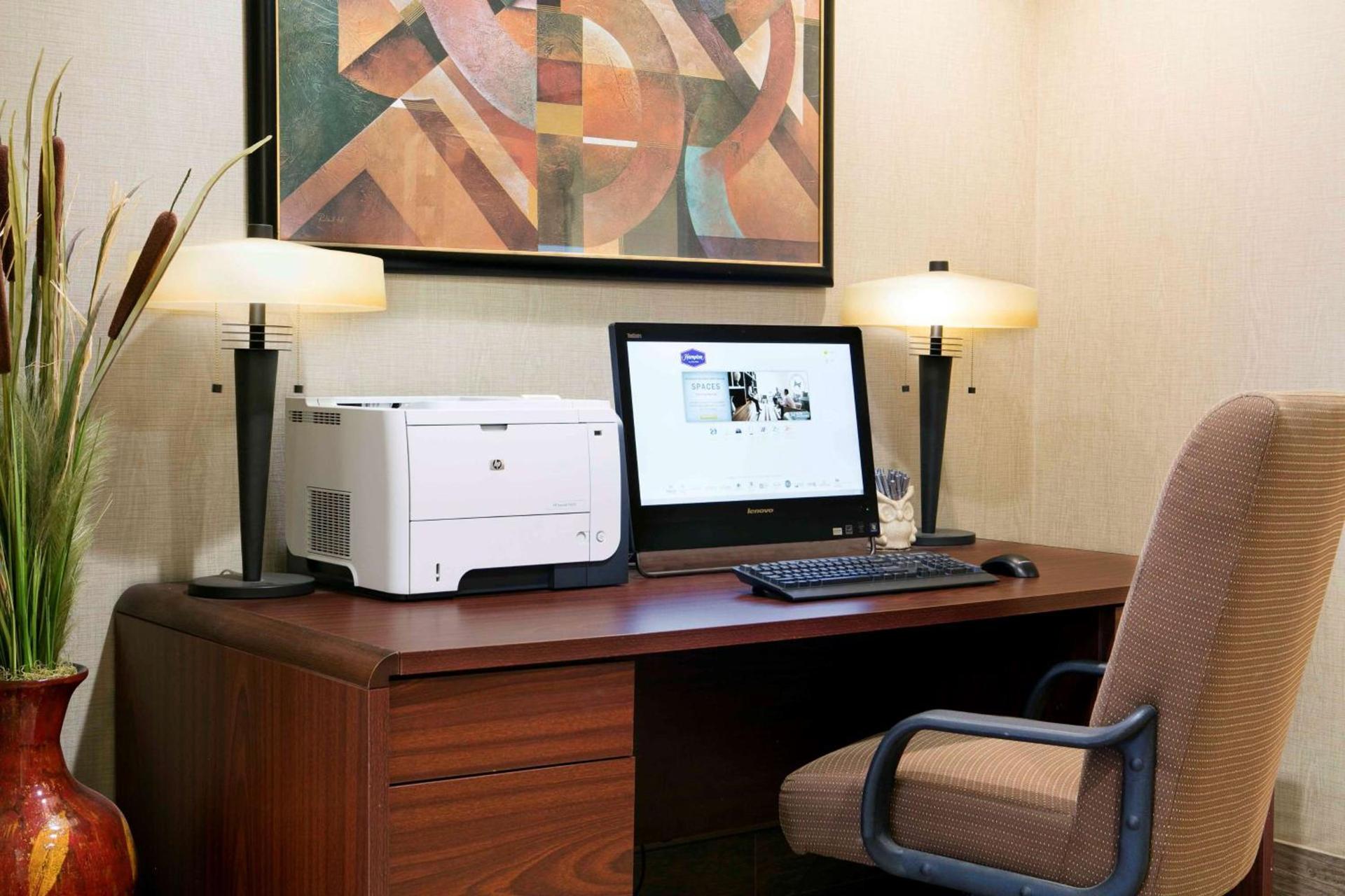 Hampton Inn Kansas City/Shawnee Mission photo 19