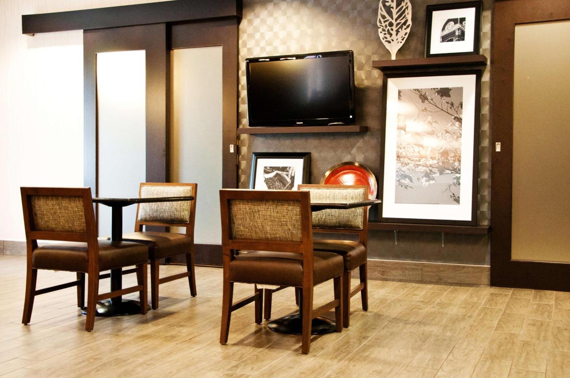 Hampton Inn Doylestown photo 7
