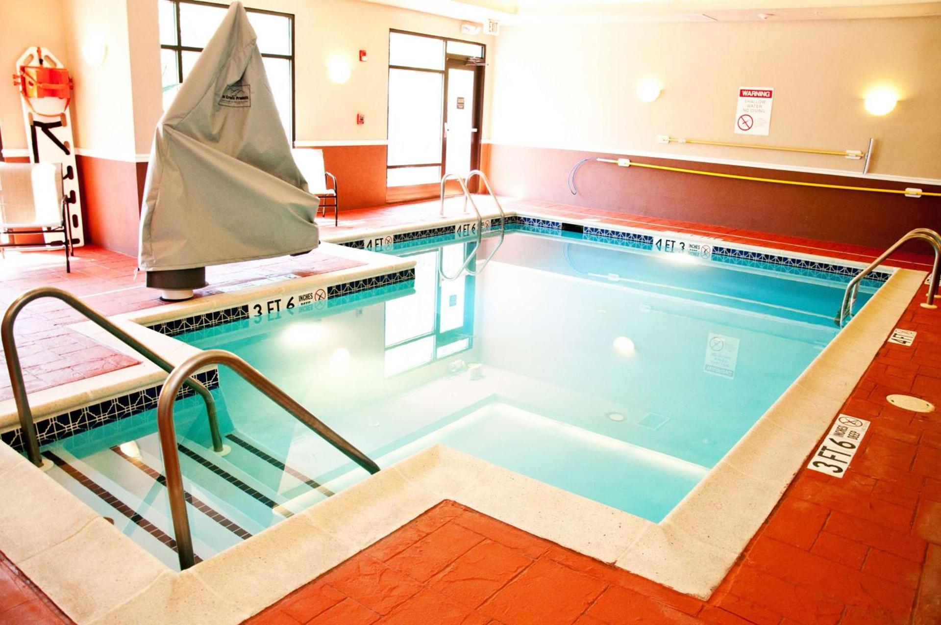 Hampton Inn Doylestown photo 11