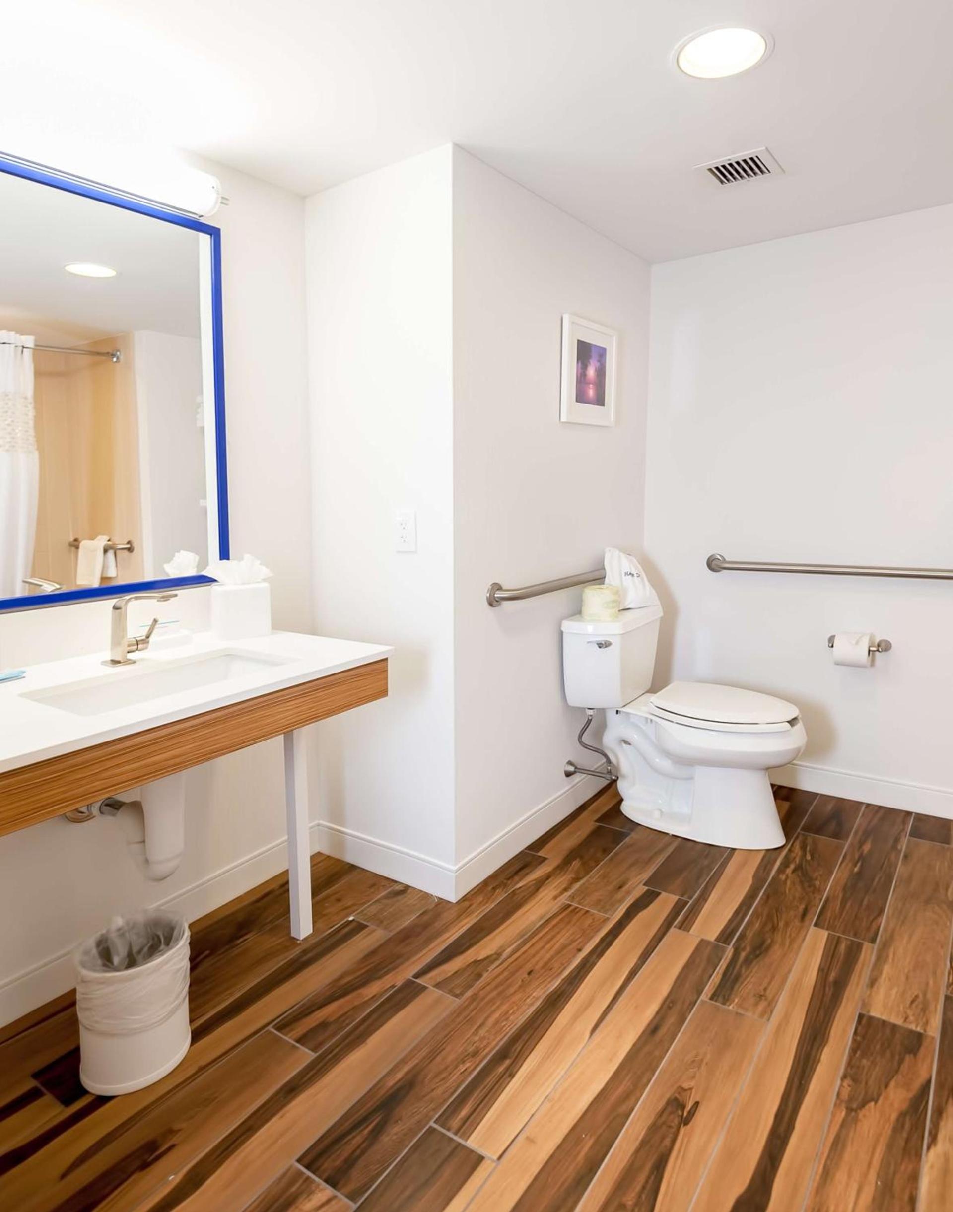 Hampton Inn Doylestown photo 30