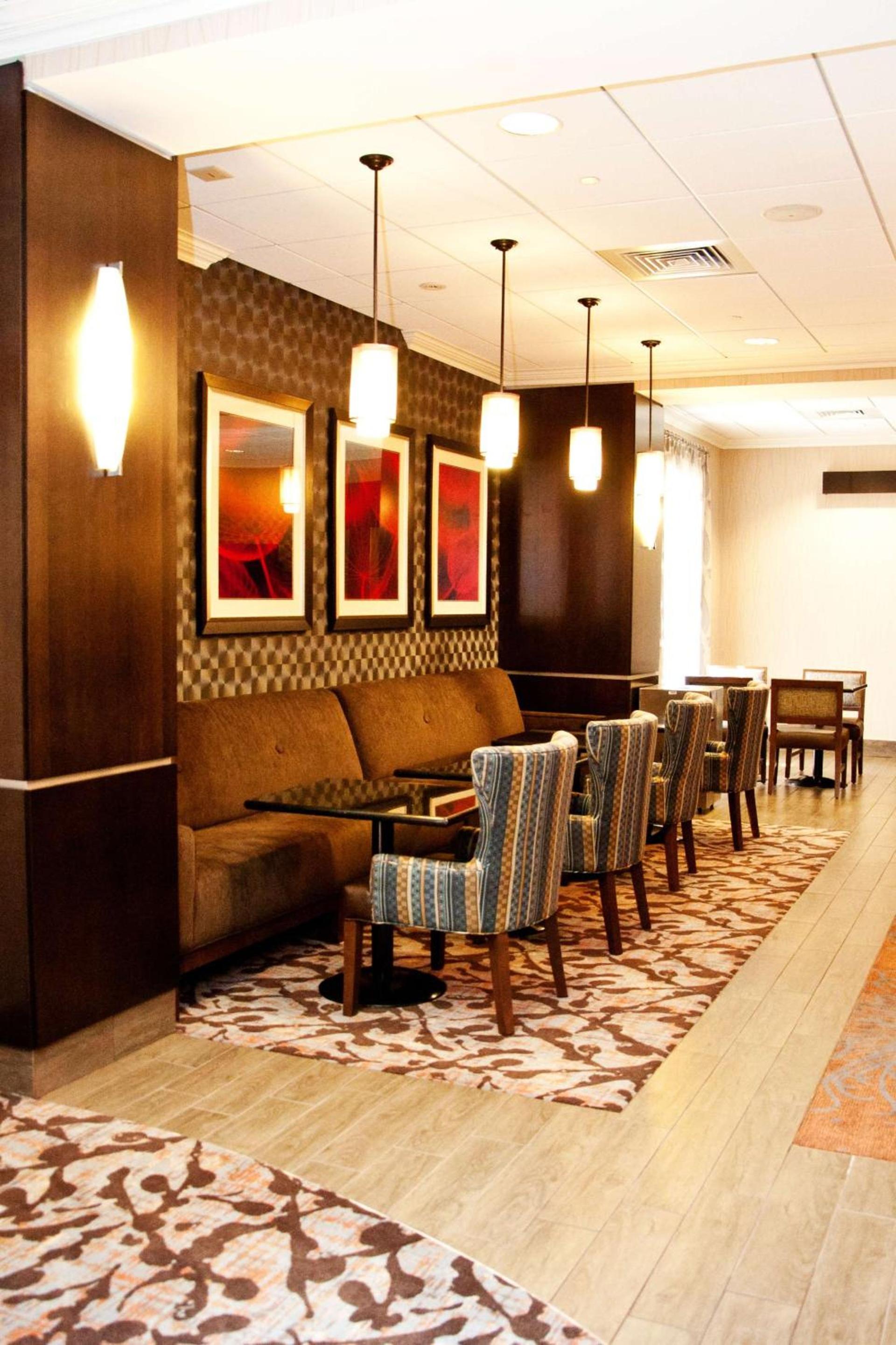 Hampton Inn Doylestown photo 8