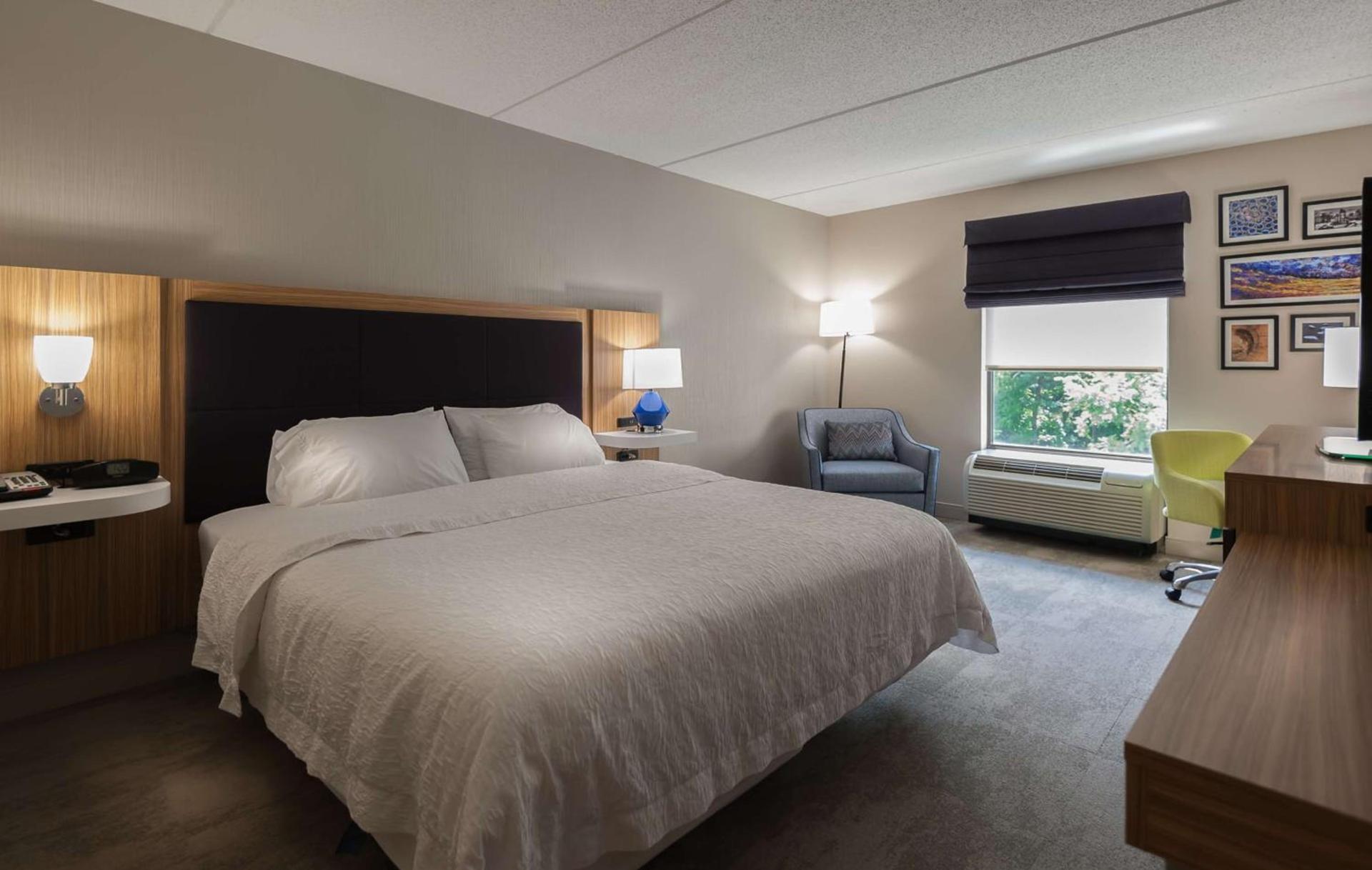 Hampton Inn Doylestown photo 32