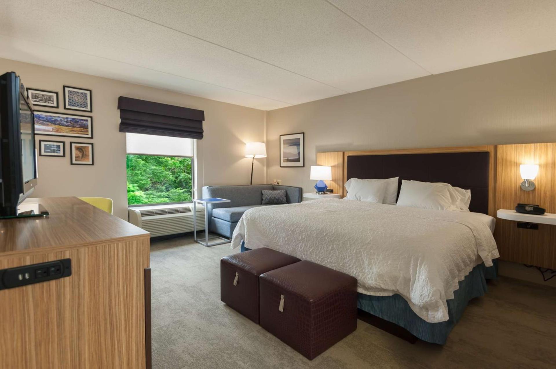 Hampton Inn Doylestown photo 41