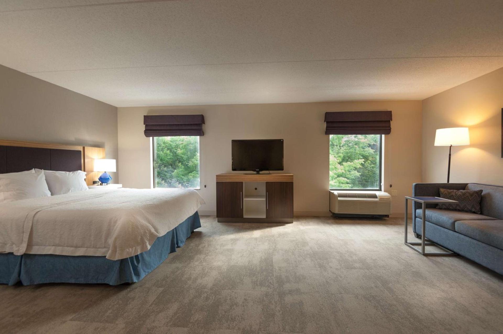 Hampton Inn Doylestown photo 46