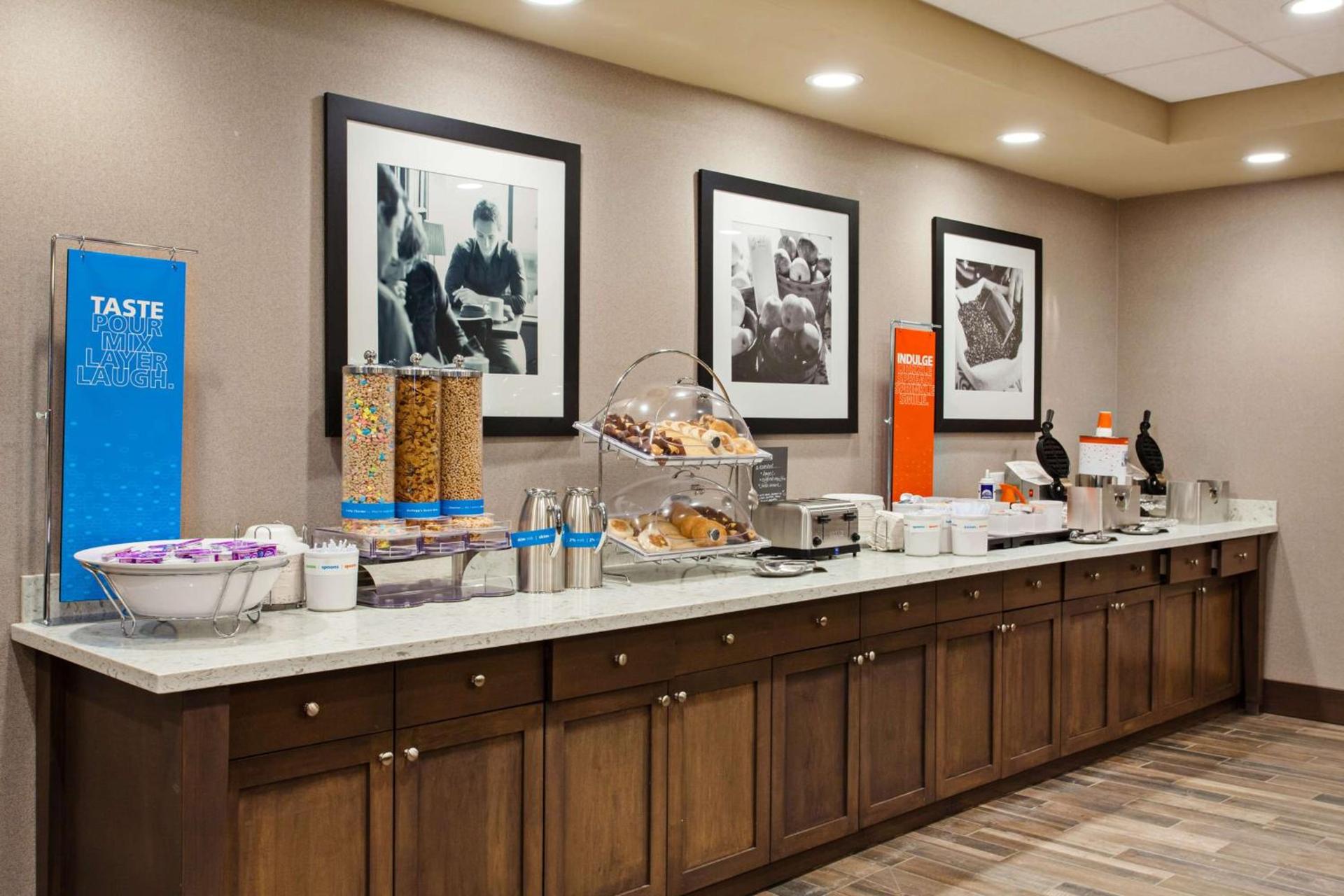 Hampton Inn & Suites Leavenworth photo 9