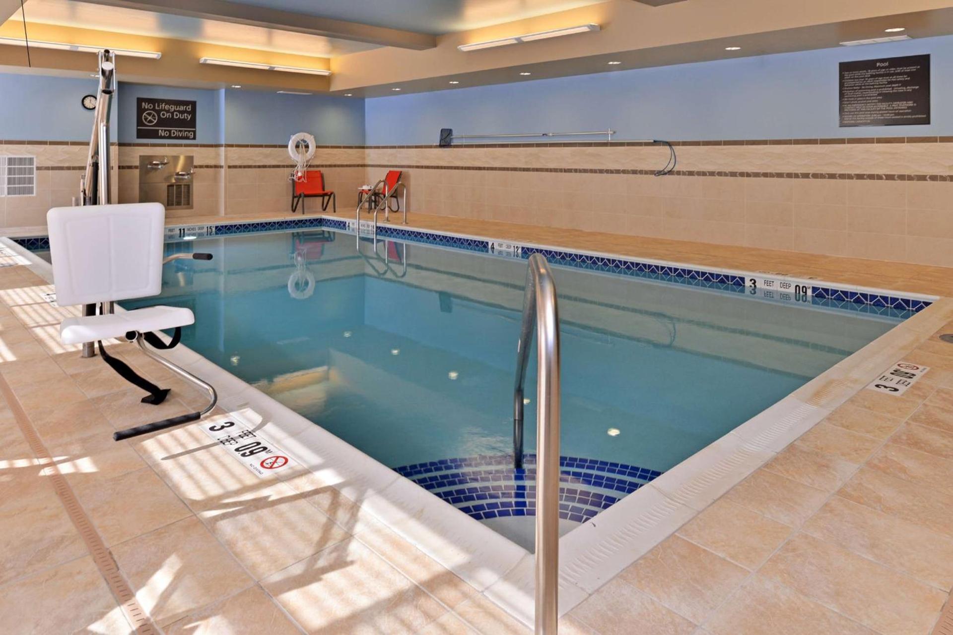 Hampton Inn Potsdam photo 8