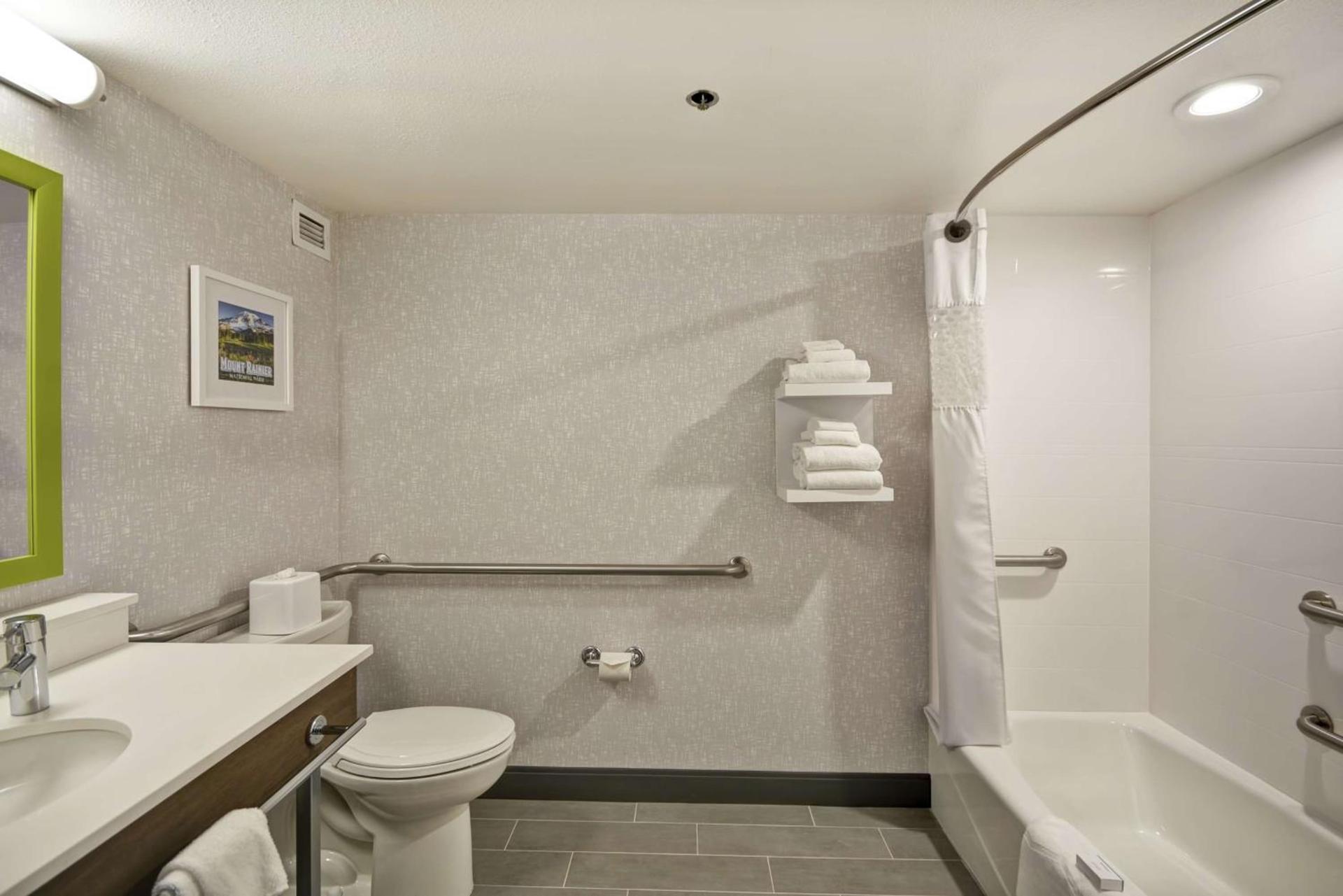 Hampton Inn Seattle/Southcenter photo 19