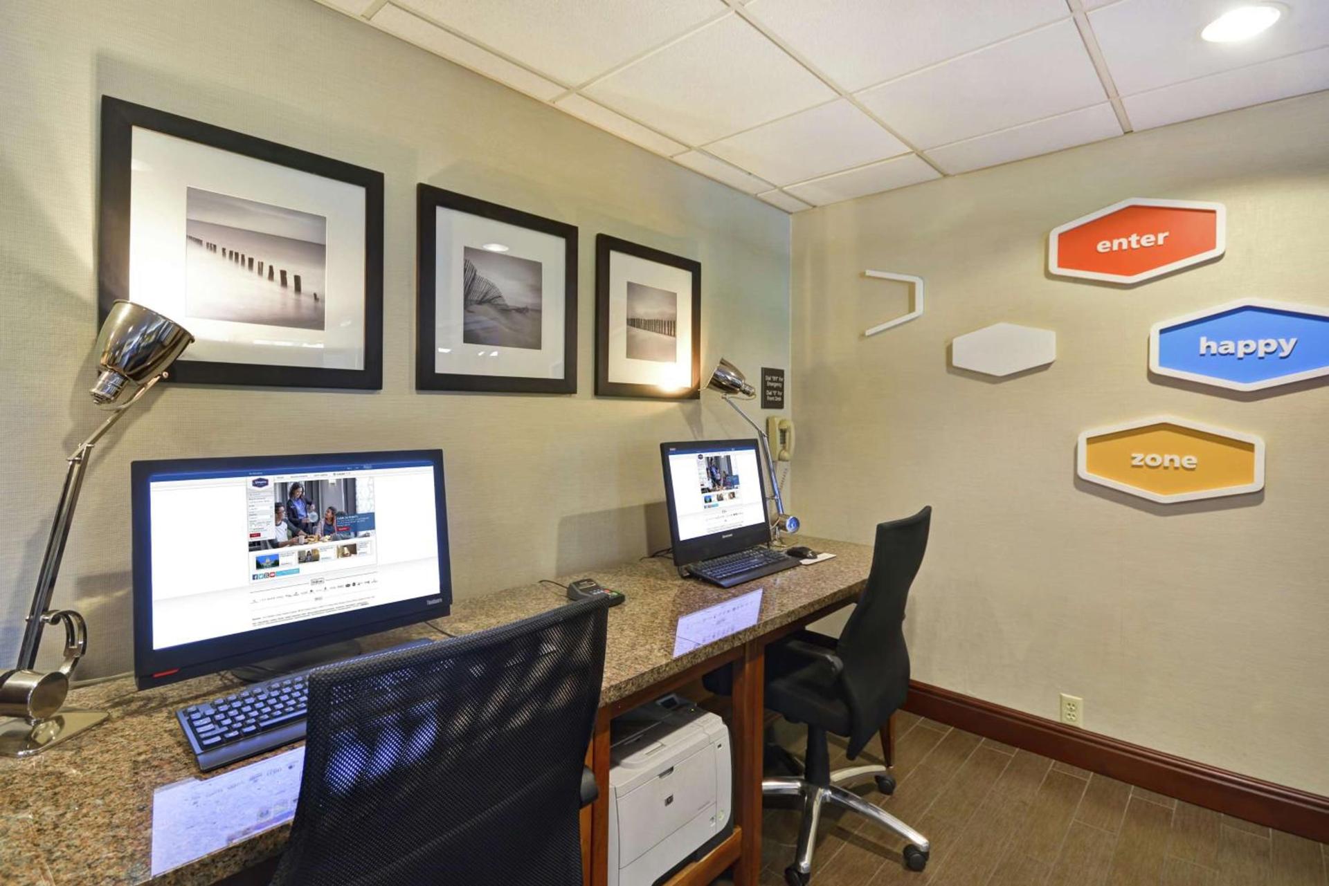Hampton Inn Seattle/Southcenter photo 28