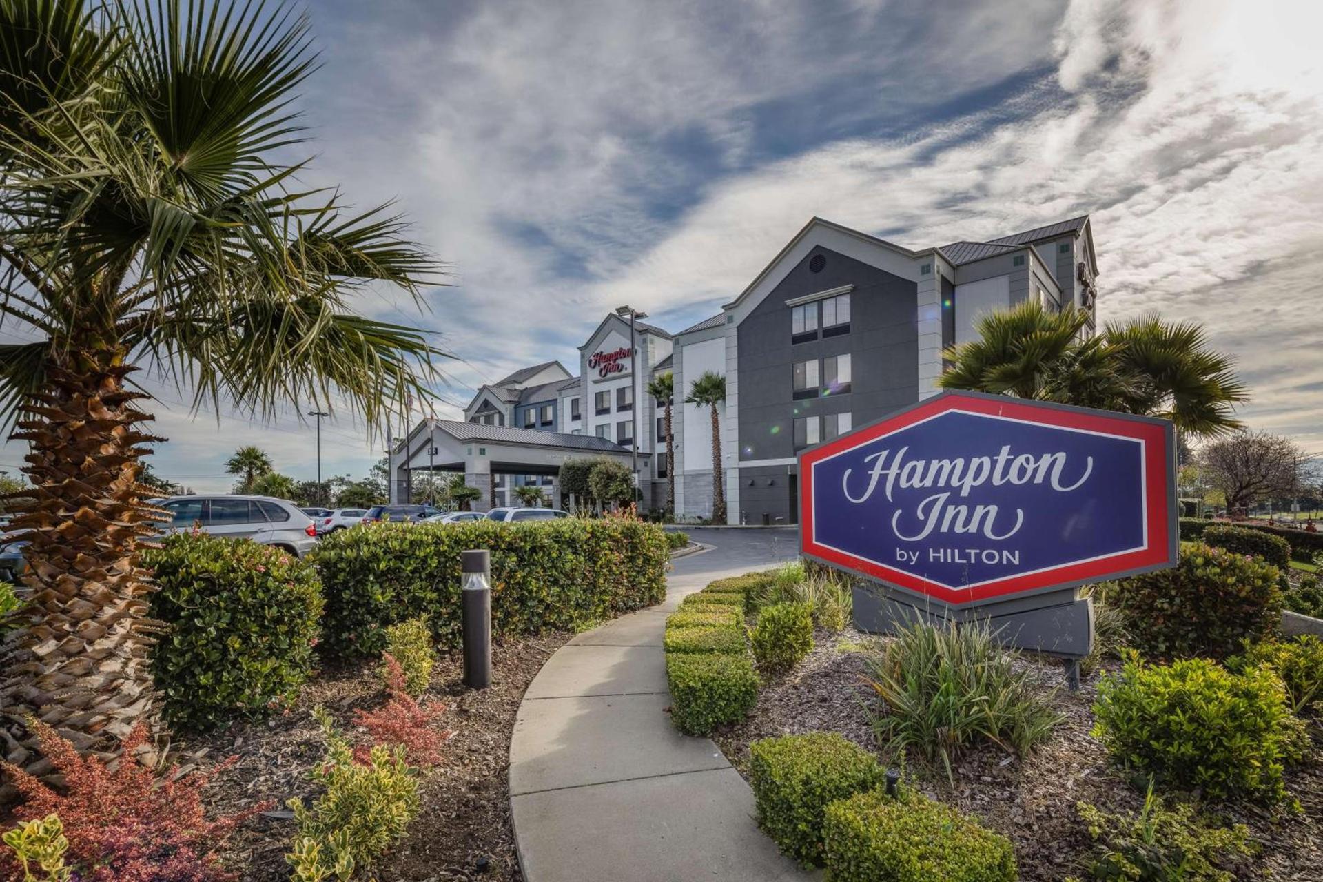 Hampton Inn San Francisco Airport photo 4