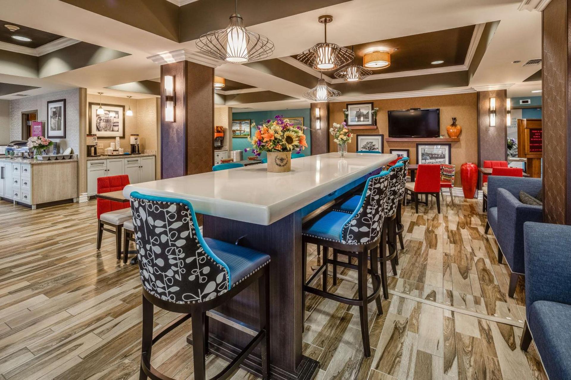 Hampton Inn San Francisco Airport photo 9