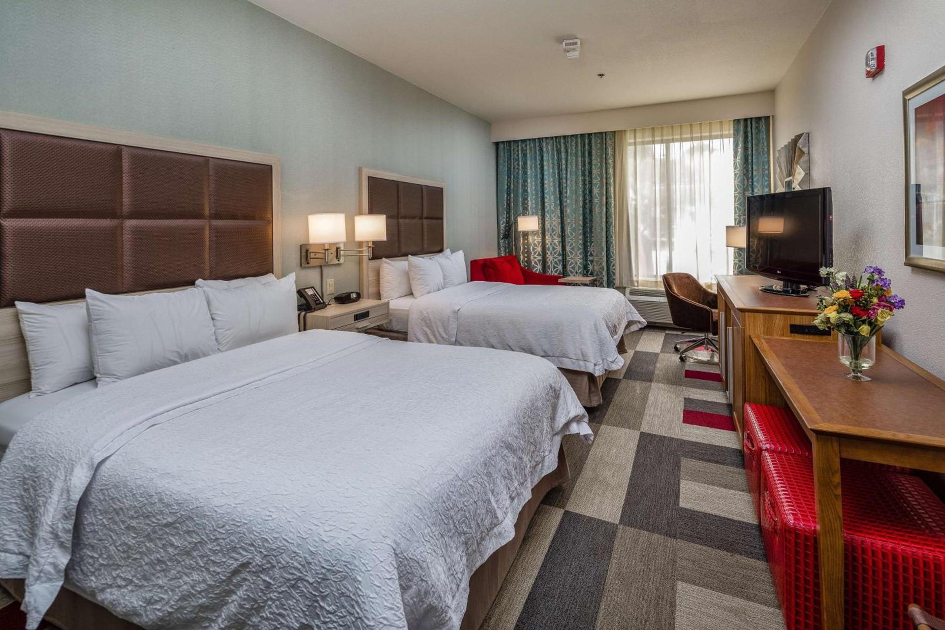Hampton Inn San Francisco Airport photo 44
