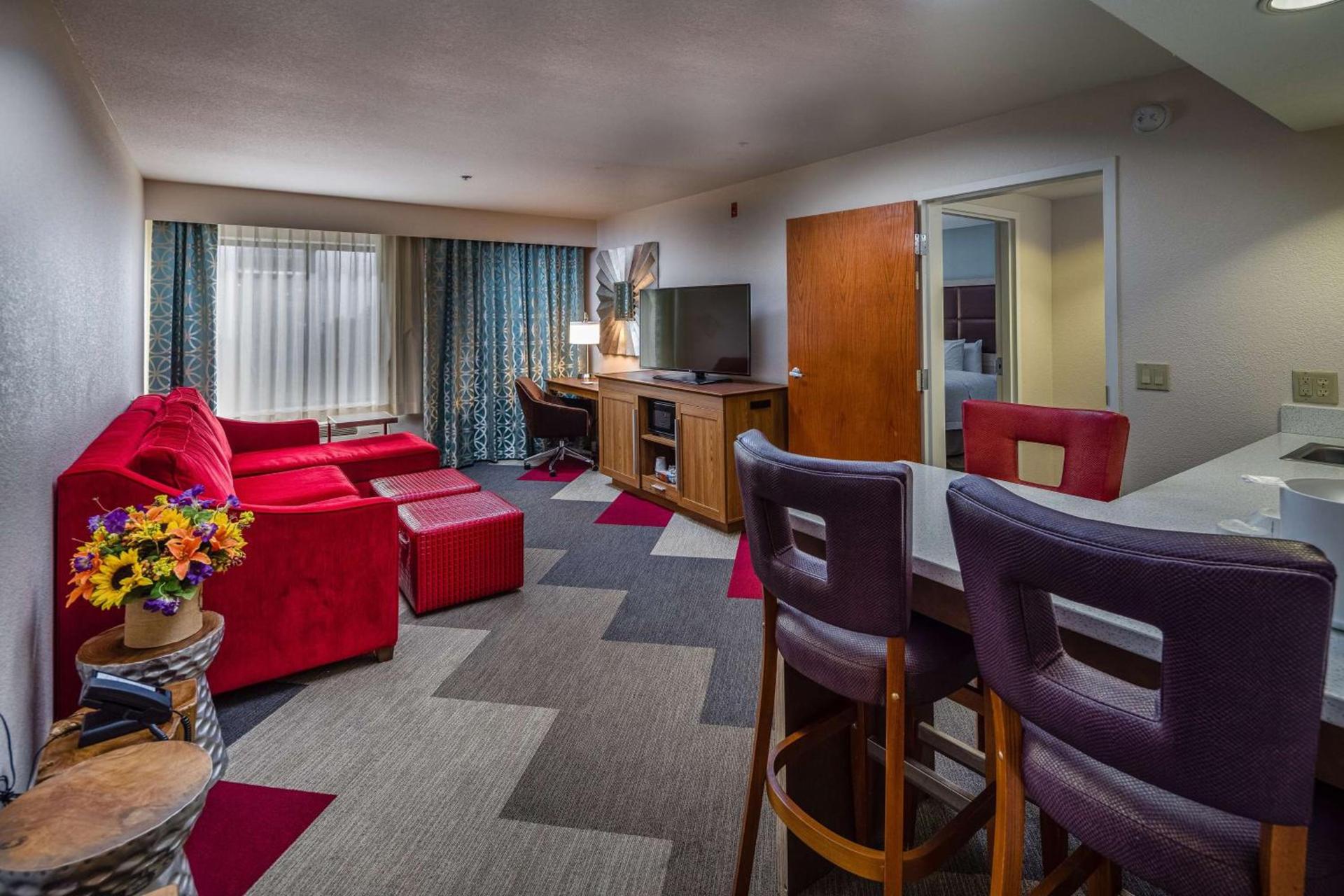 Hampton Inn San Francisco Airport photo 50
