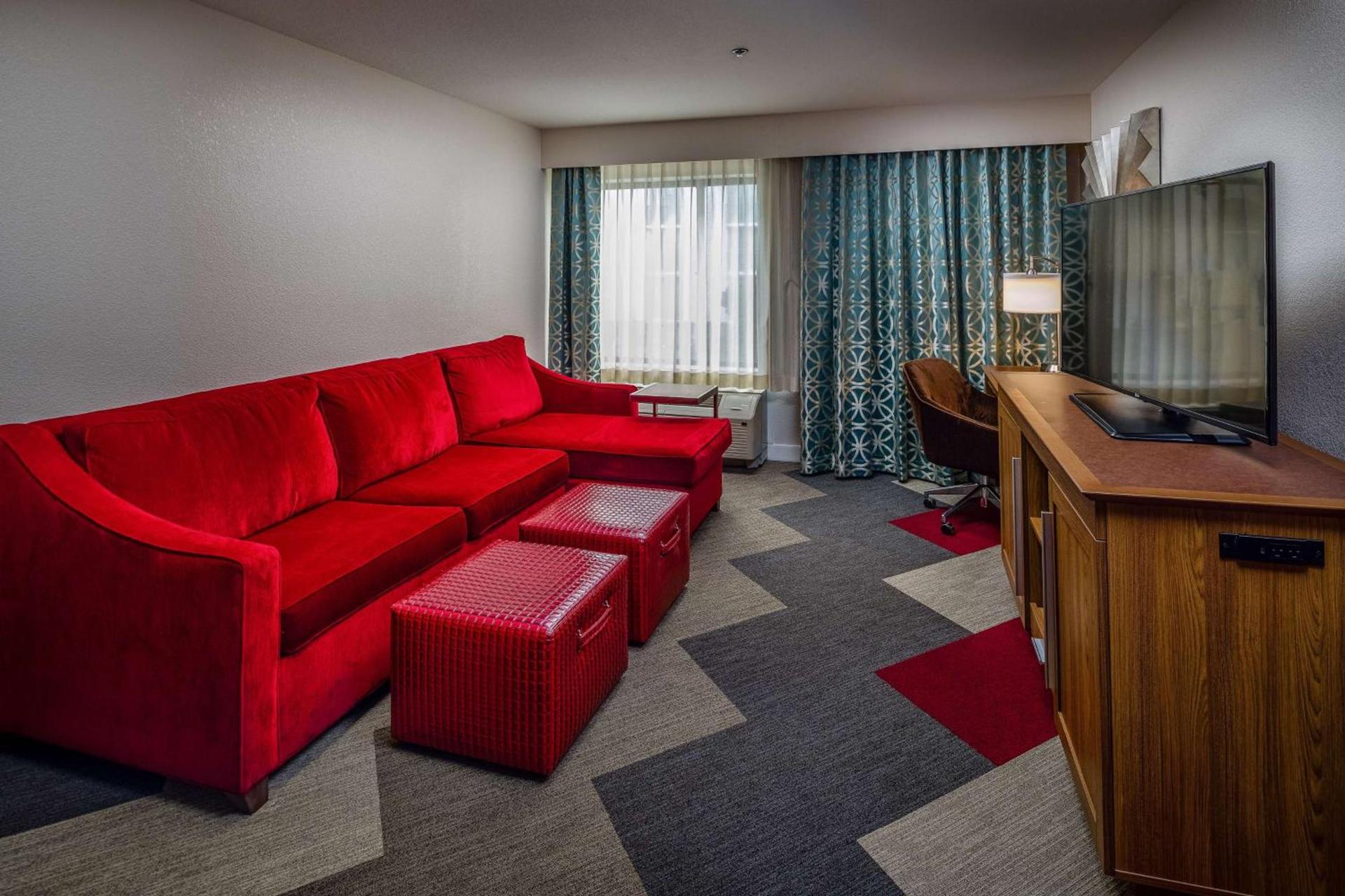 Hampton Inn San Francisco Airport photo 54