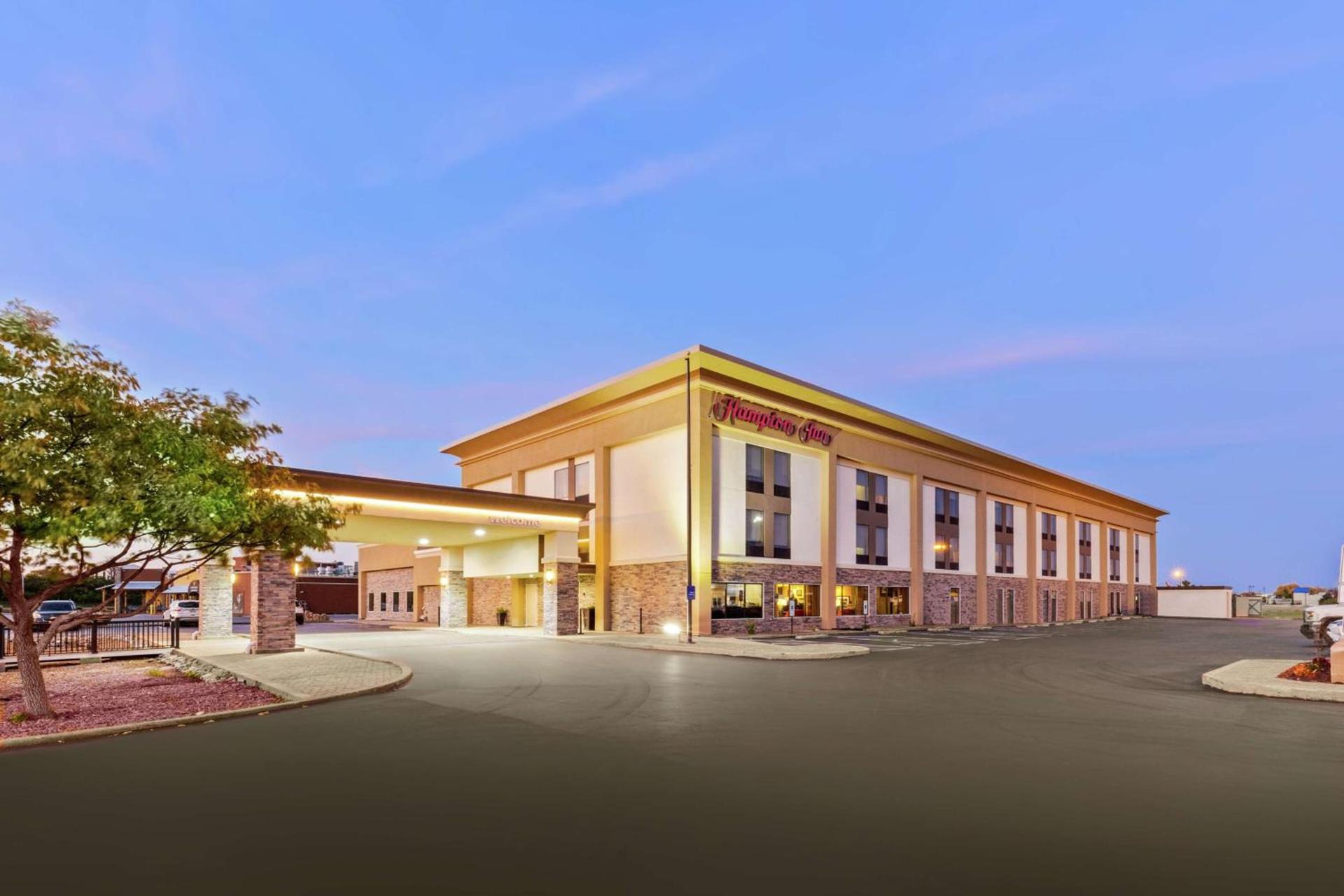 Hampton Inn St. Louis/Collinsville photo 2